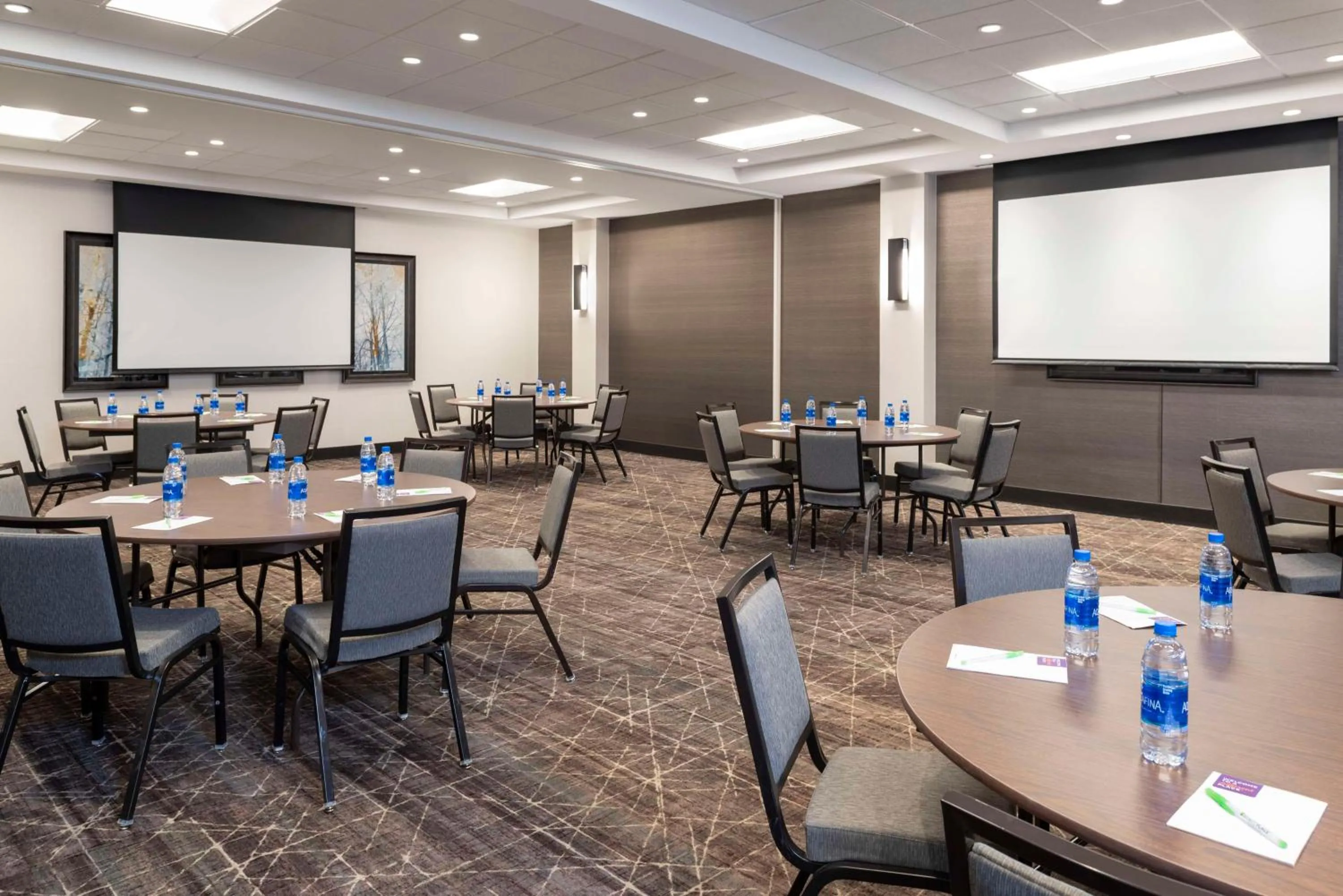 Meeting/conference room in Hyatt Place Detroit/Royal Oak