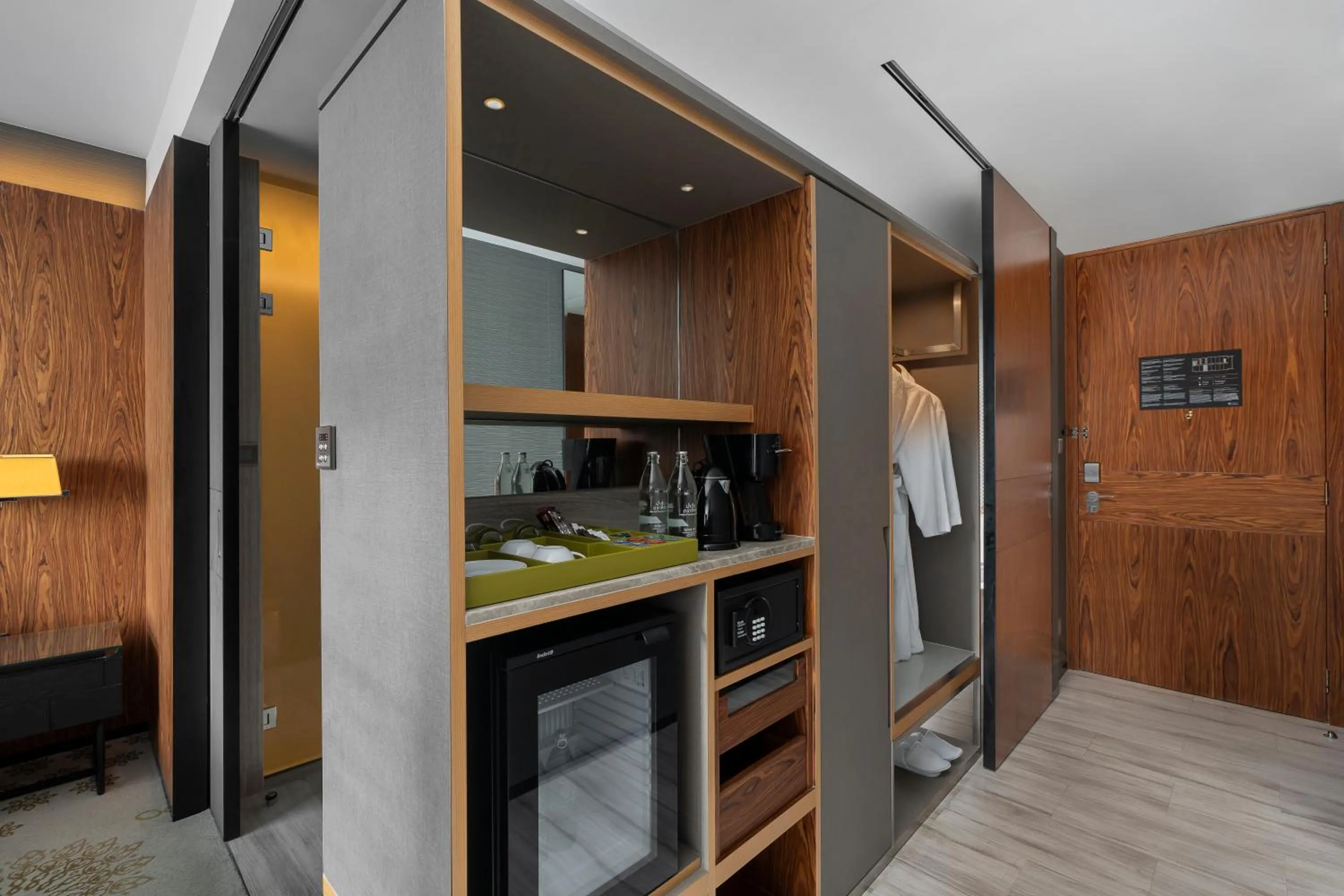 Bedroom in Hyatt Regency Bangkok Sukhumvit