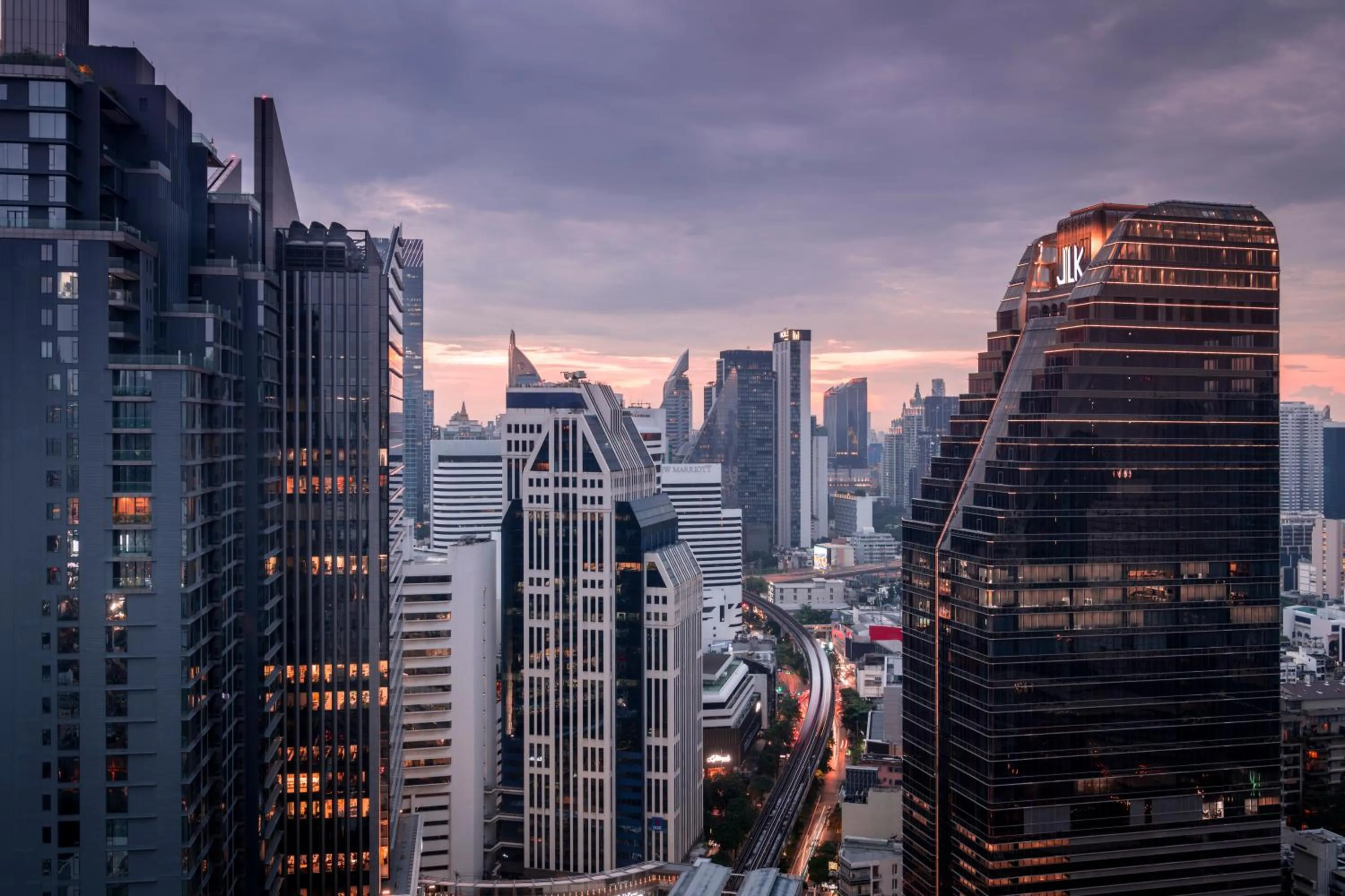 Restaurant/places to eat in Hyatt Regency Bangkok Sukhumvit