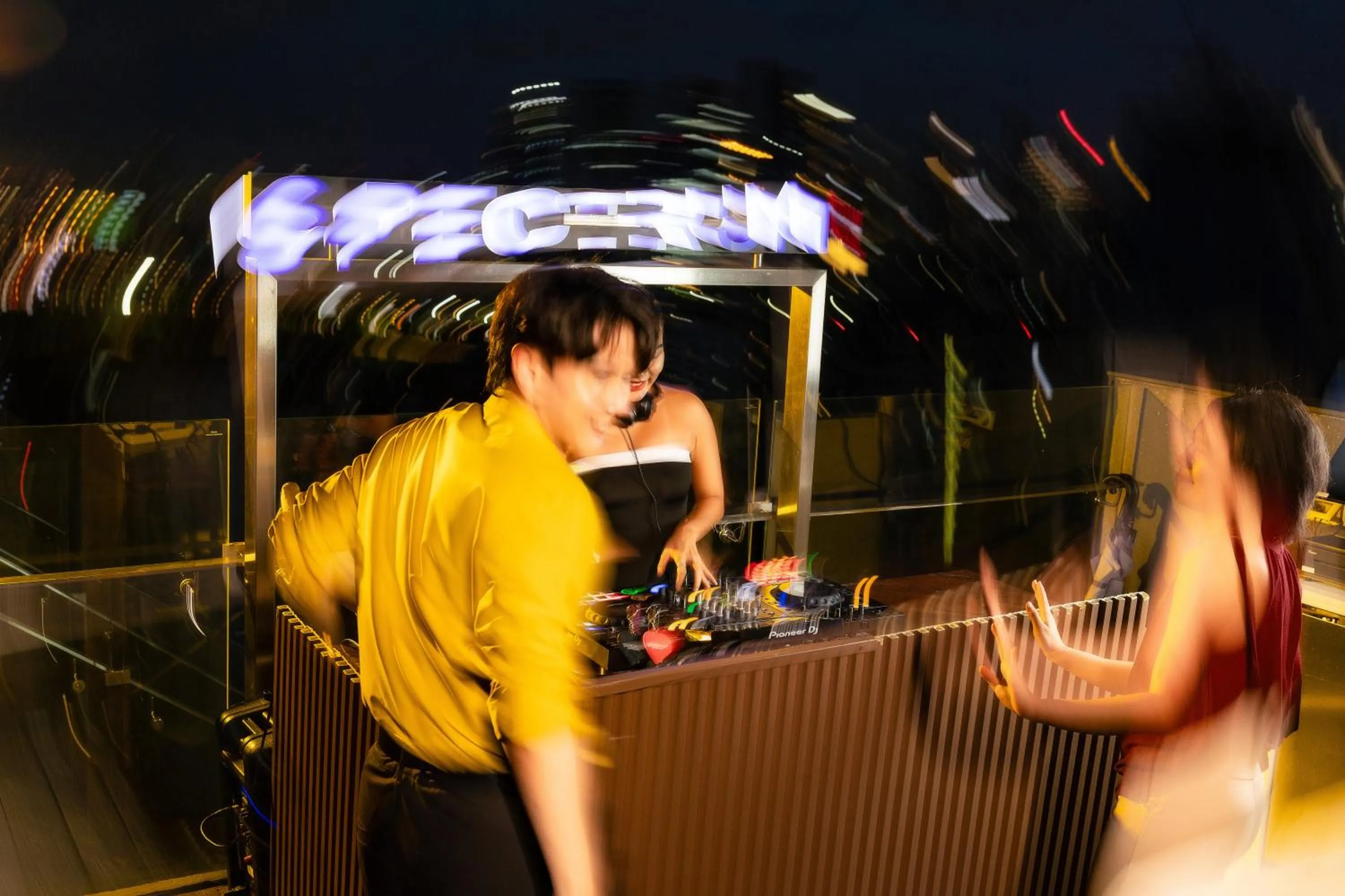 Restaurant/places to eat in Hyatt Regency Bangkok Sukhumvit