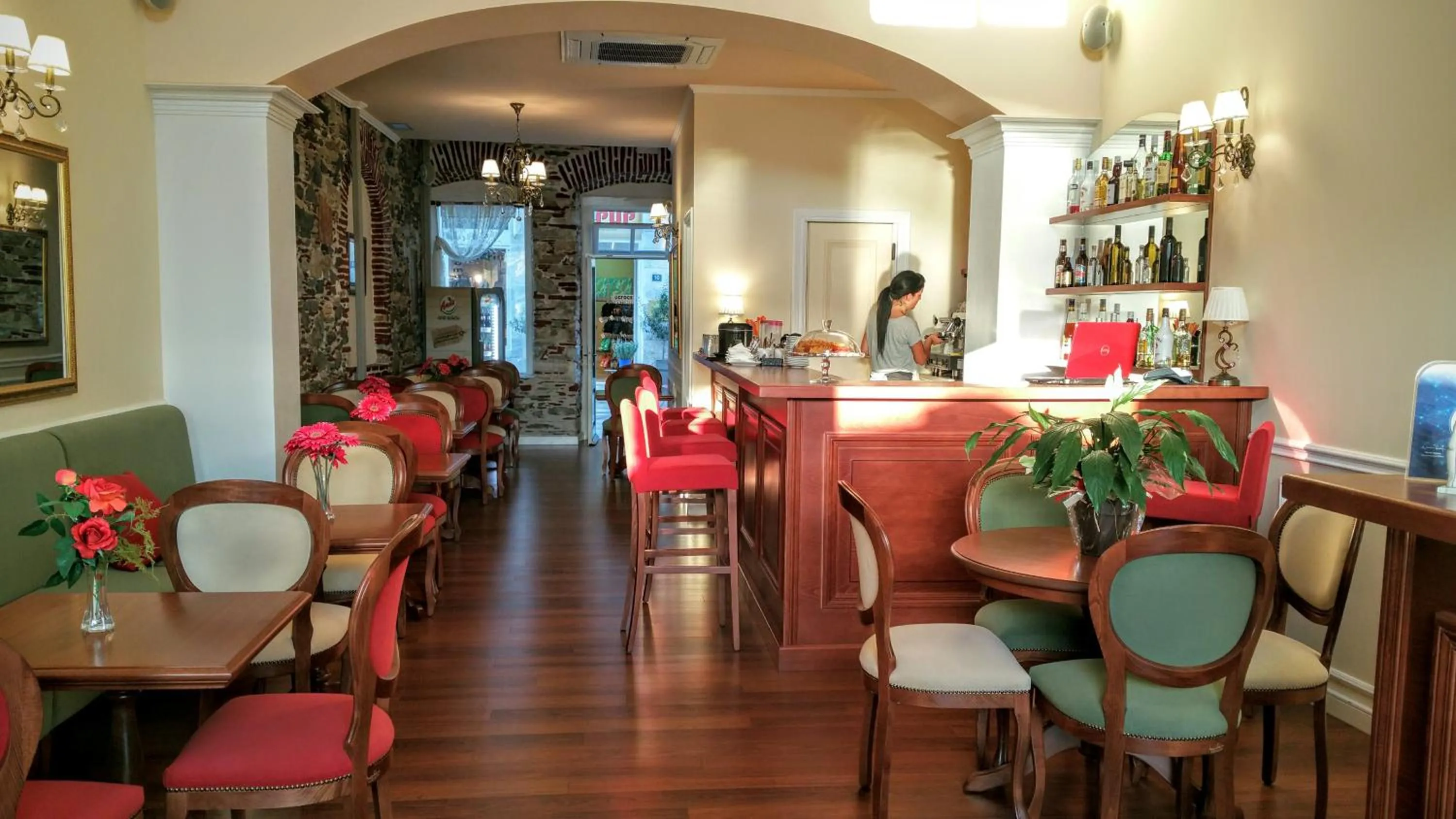 Breakfast in Hotel Aktaion Syros