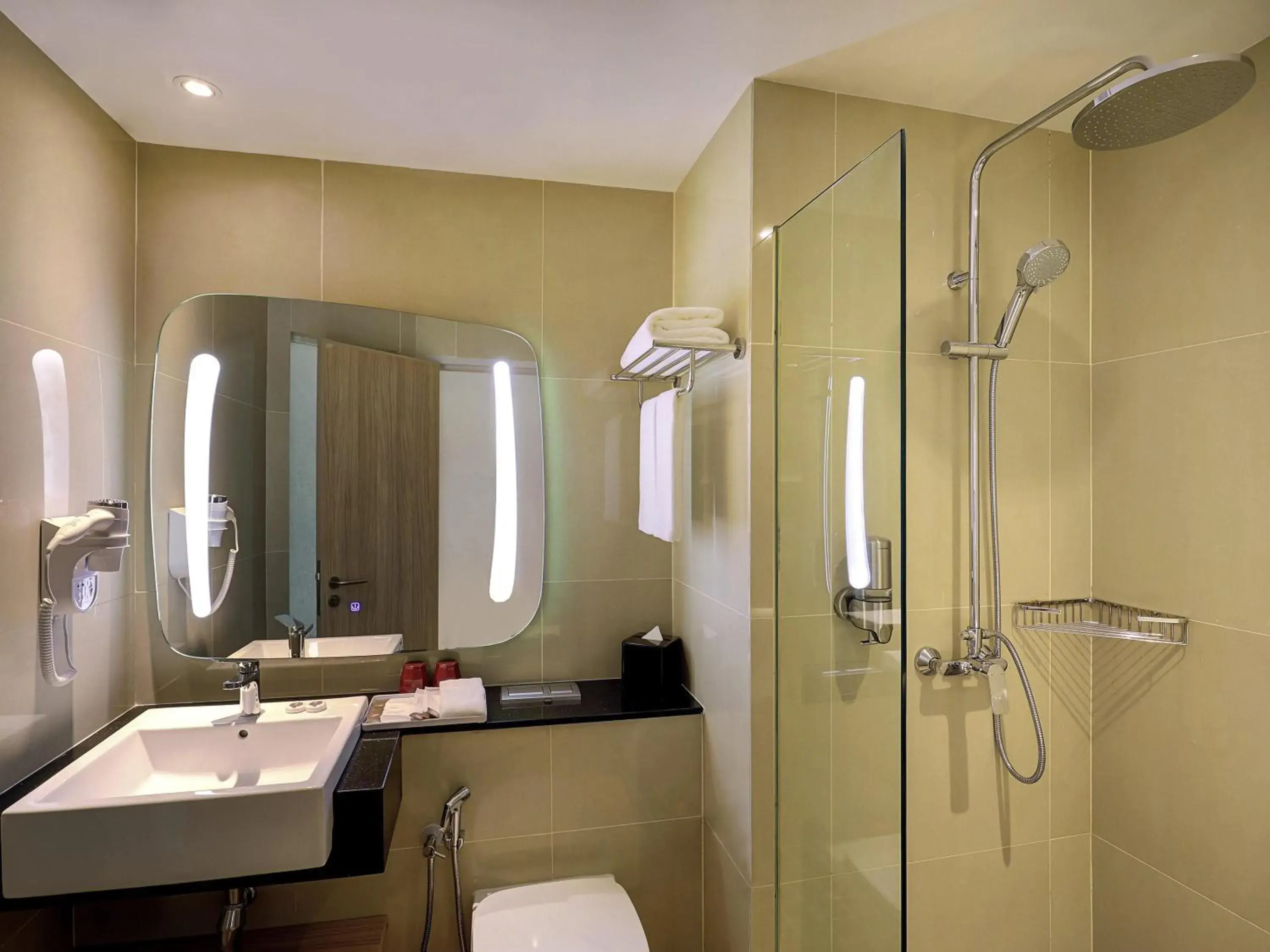 Standard Twin Room - High Floor in ibis Kuala Lumpur City Centre Standard Twin Room - High Floor in ibis Kuala Lumpur City Centre