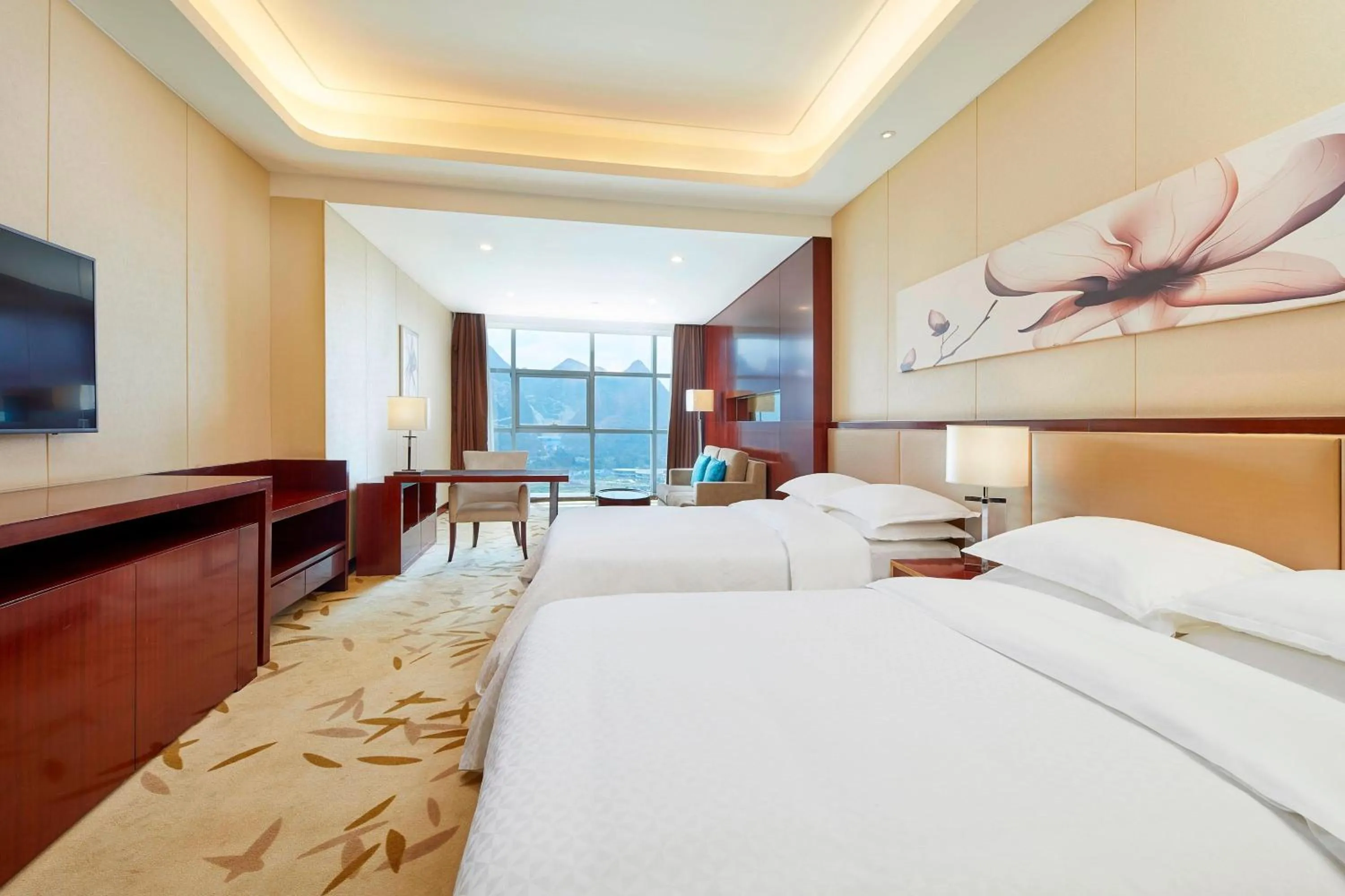 Photo of the whole room, Bed in Four Points by Sheraton Liupanshui