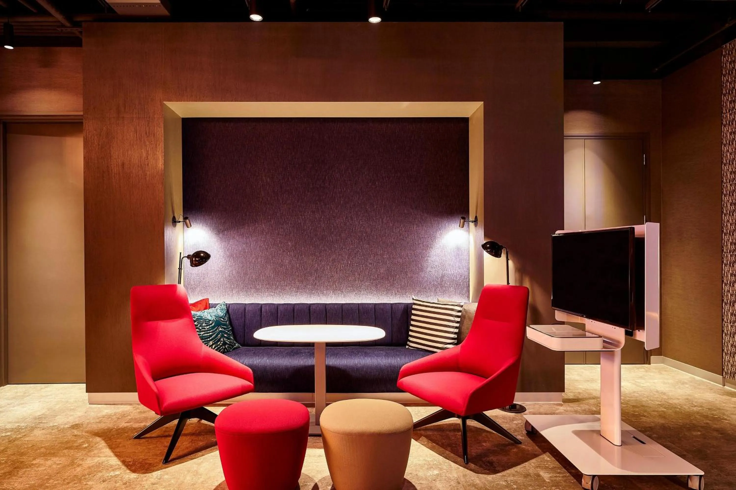 Restaurant/places to eat in Aloft Lima Miraflores