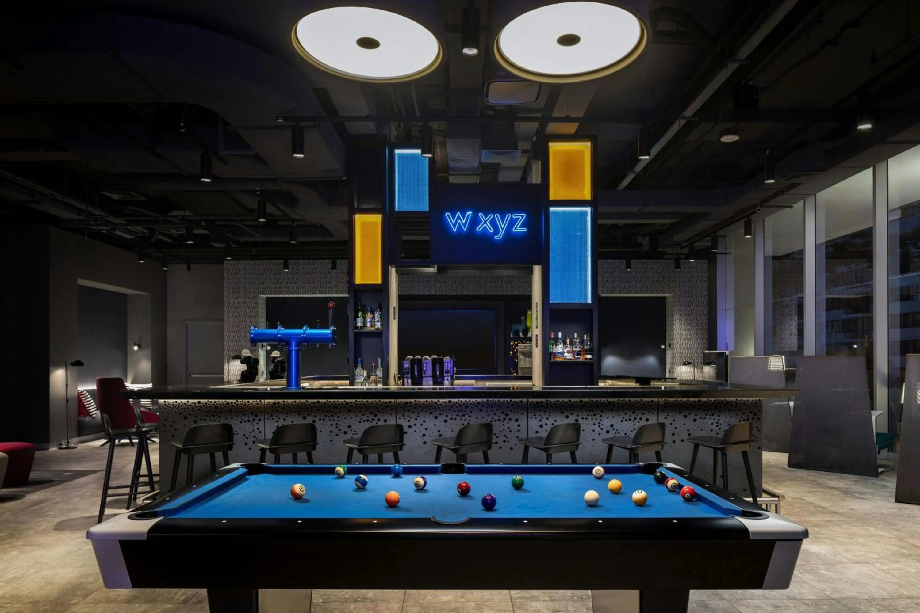 Swimming pool in Aloft Lima Miraflores