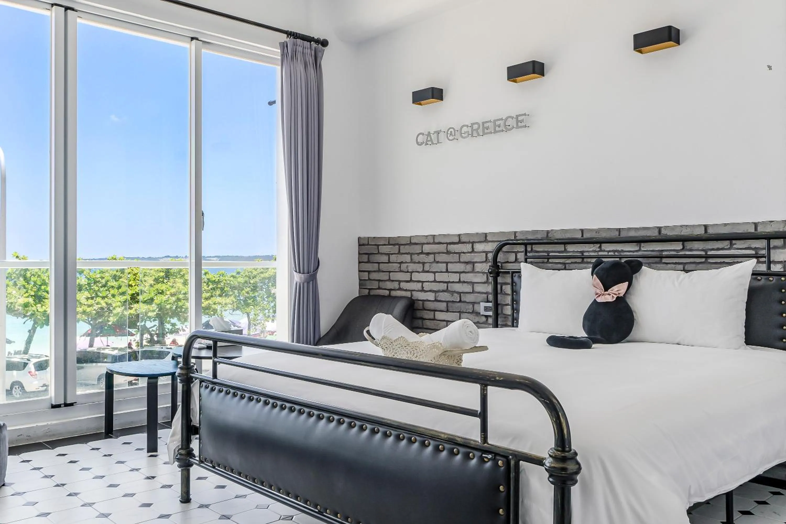 Bedroom, Bed in Cat at Greece