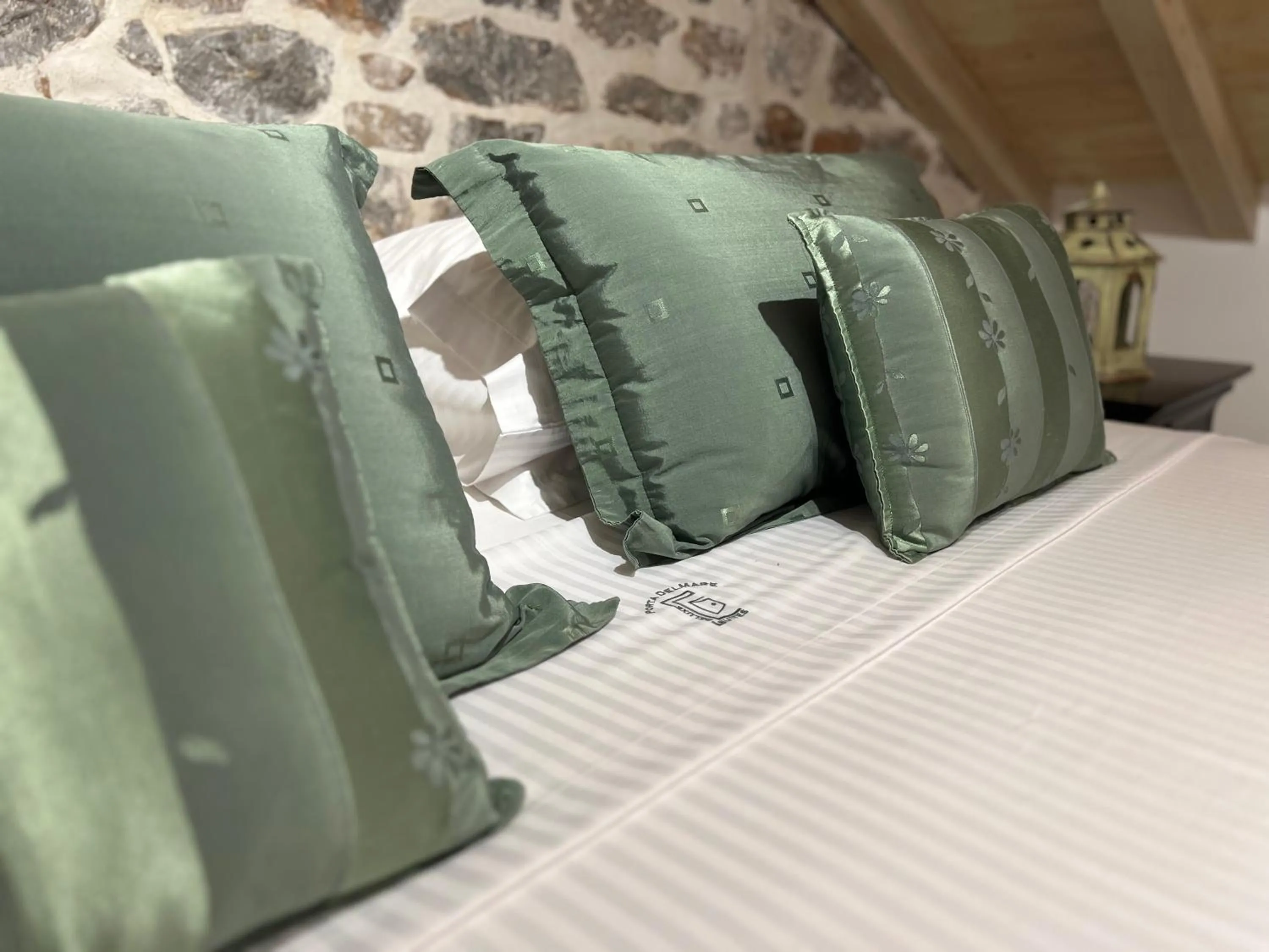 PortaDelMare deluxe suites