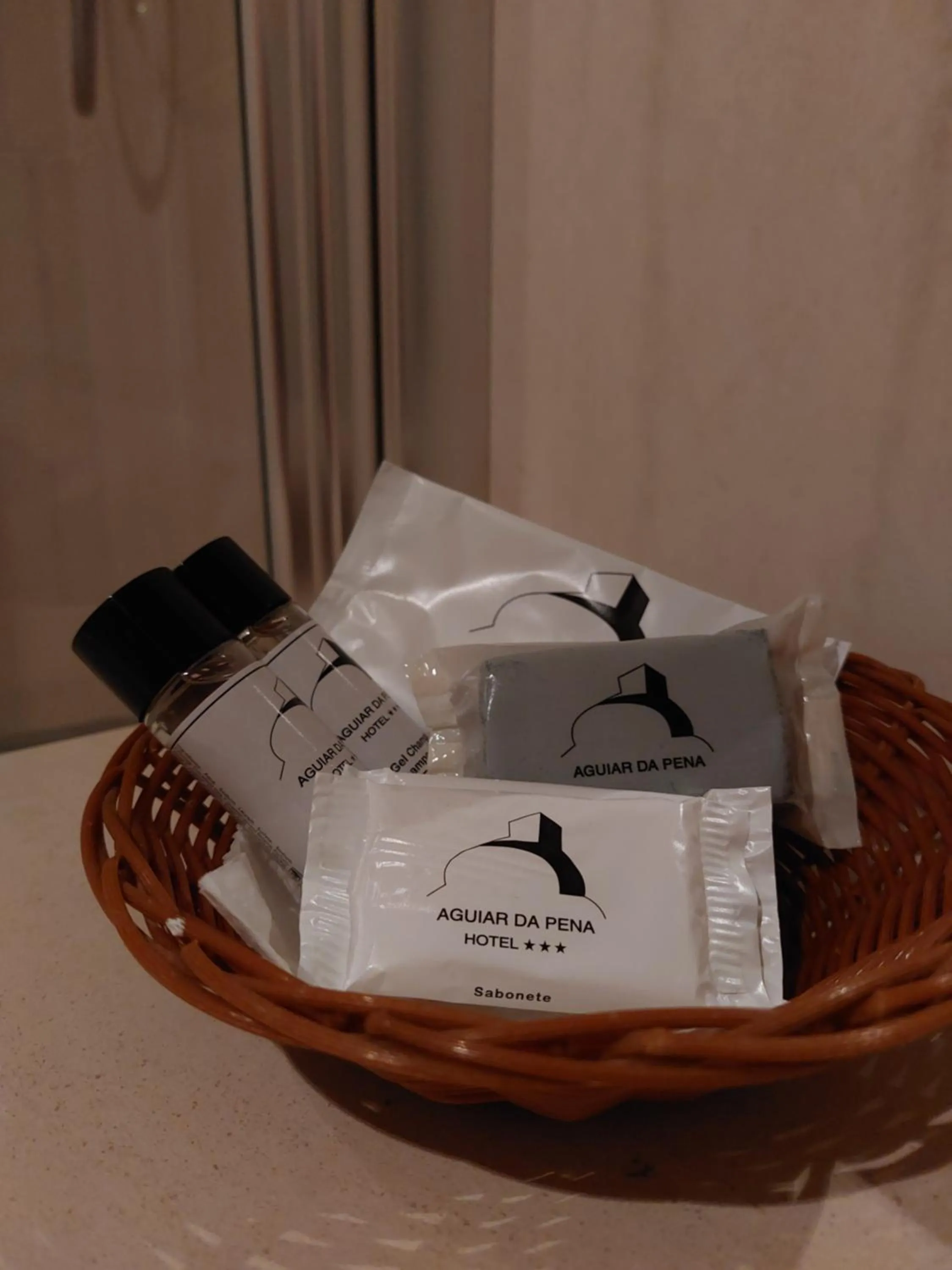 Toilet in Hotel Aguiar da Pena