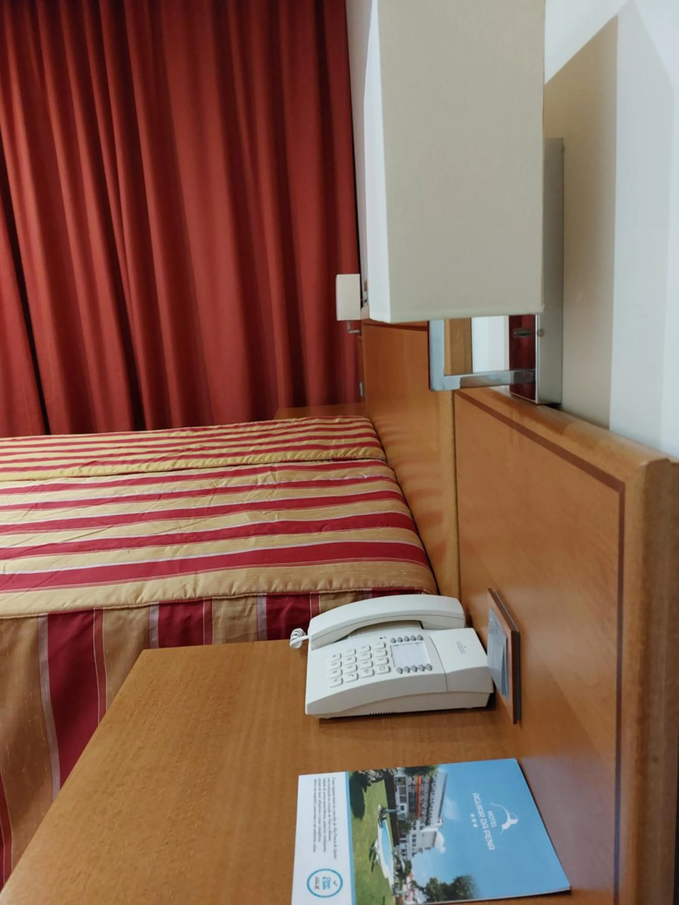 Photo of the whole room, Bed in Hotel Aguiar da Pena