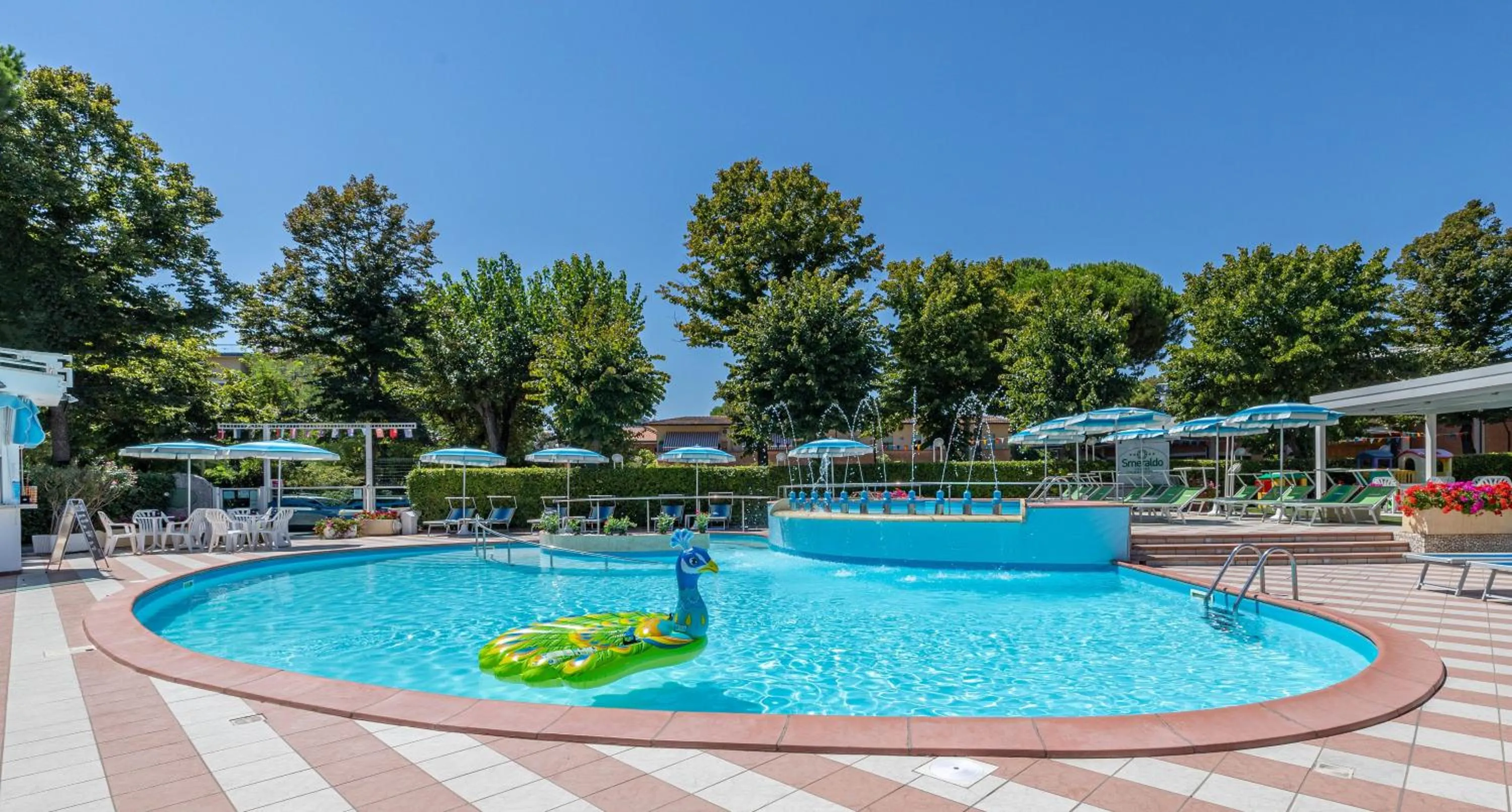 Swimming pool in Hotel Smeraldo