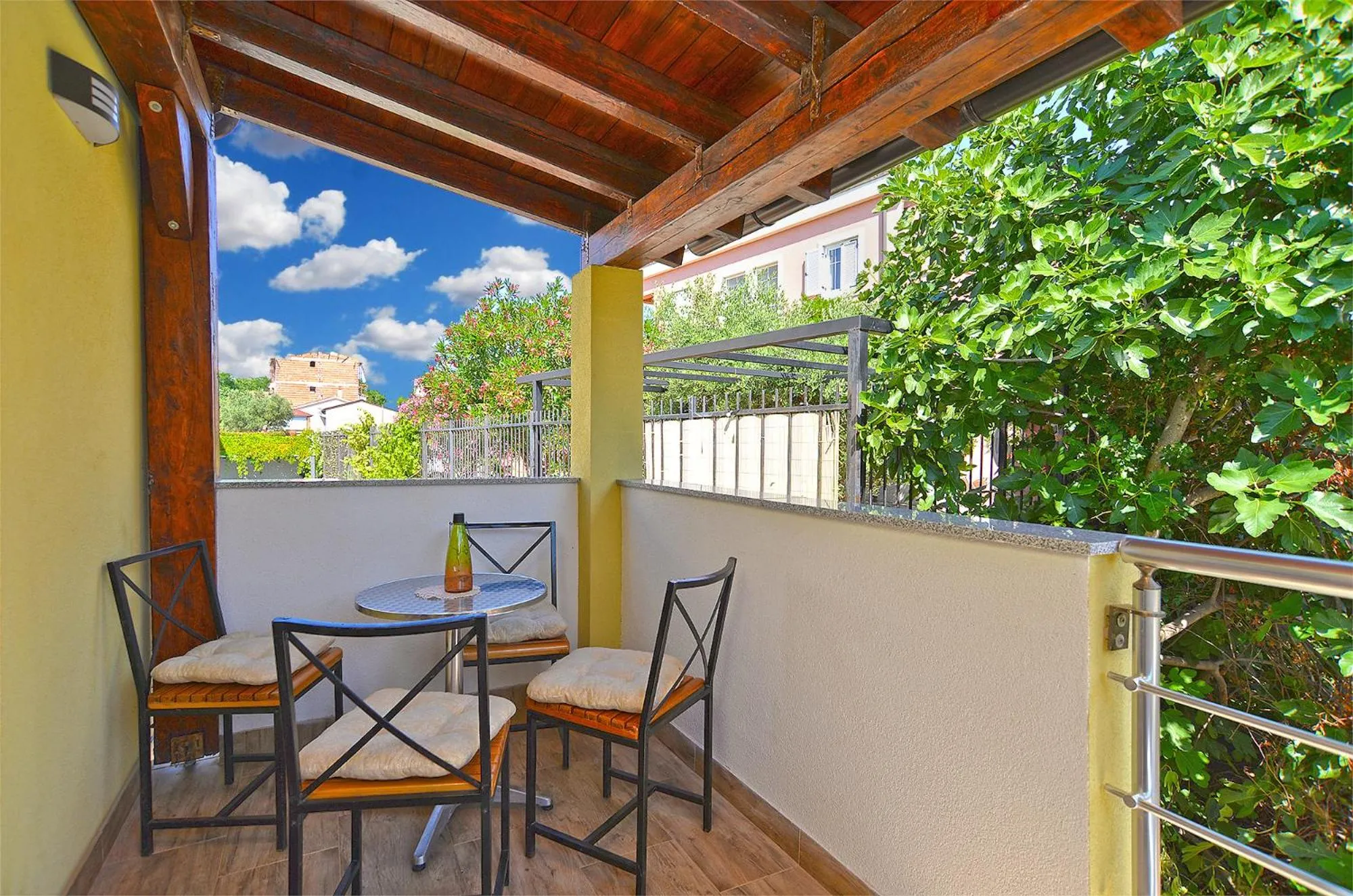 Apartments Zivan 1739