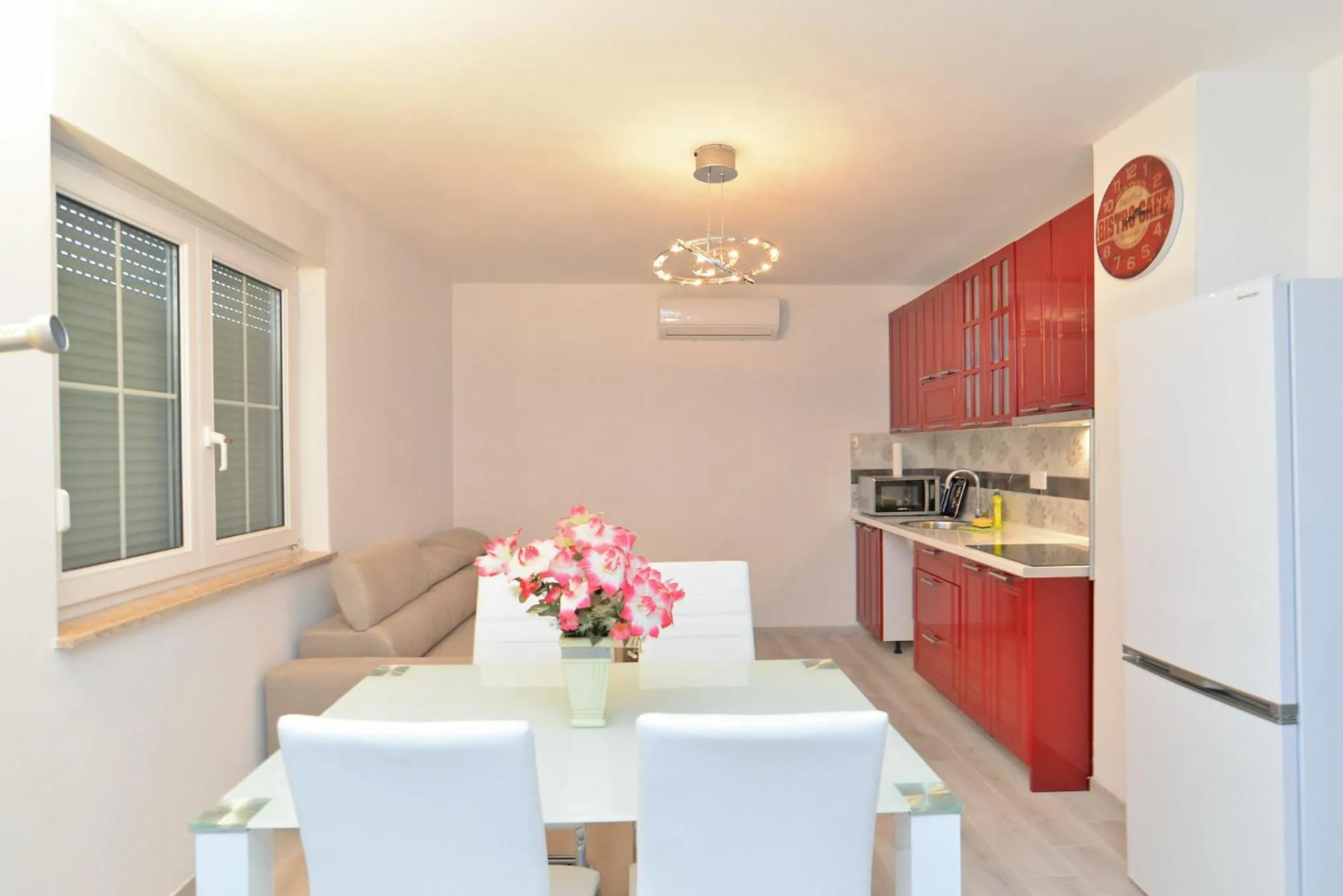 Apartments Zivan 1739