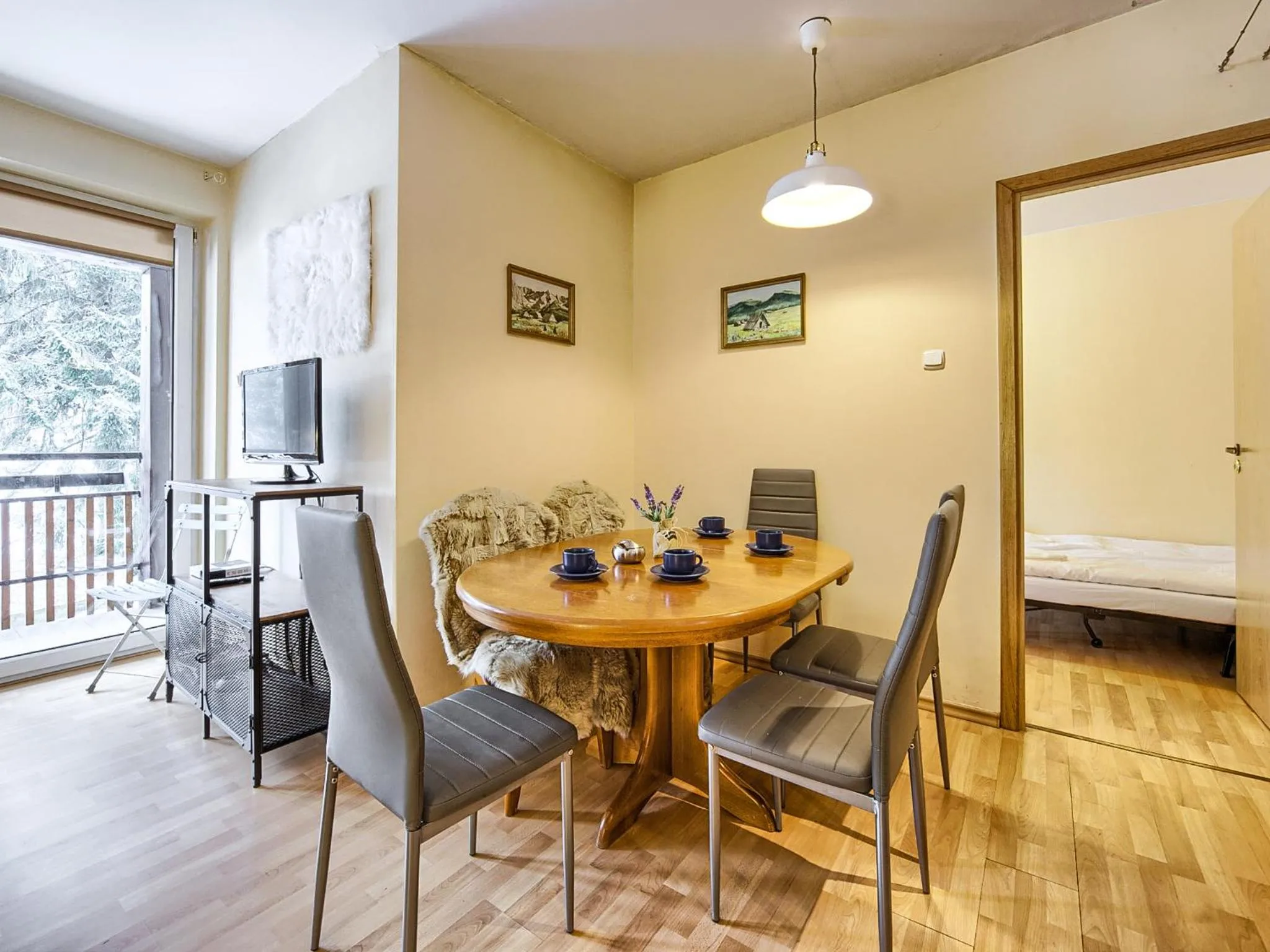 Dining area in VisitZakopane - Nosal Apartment