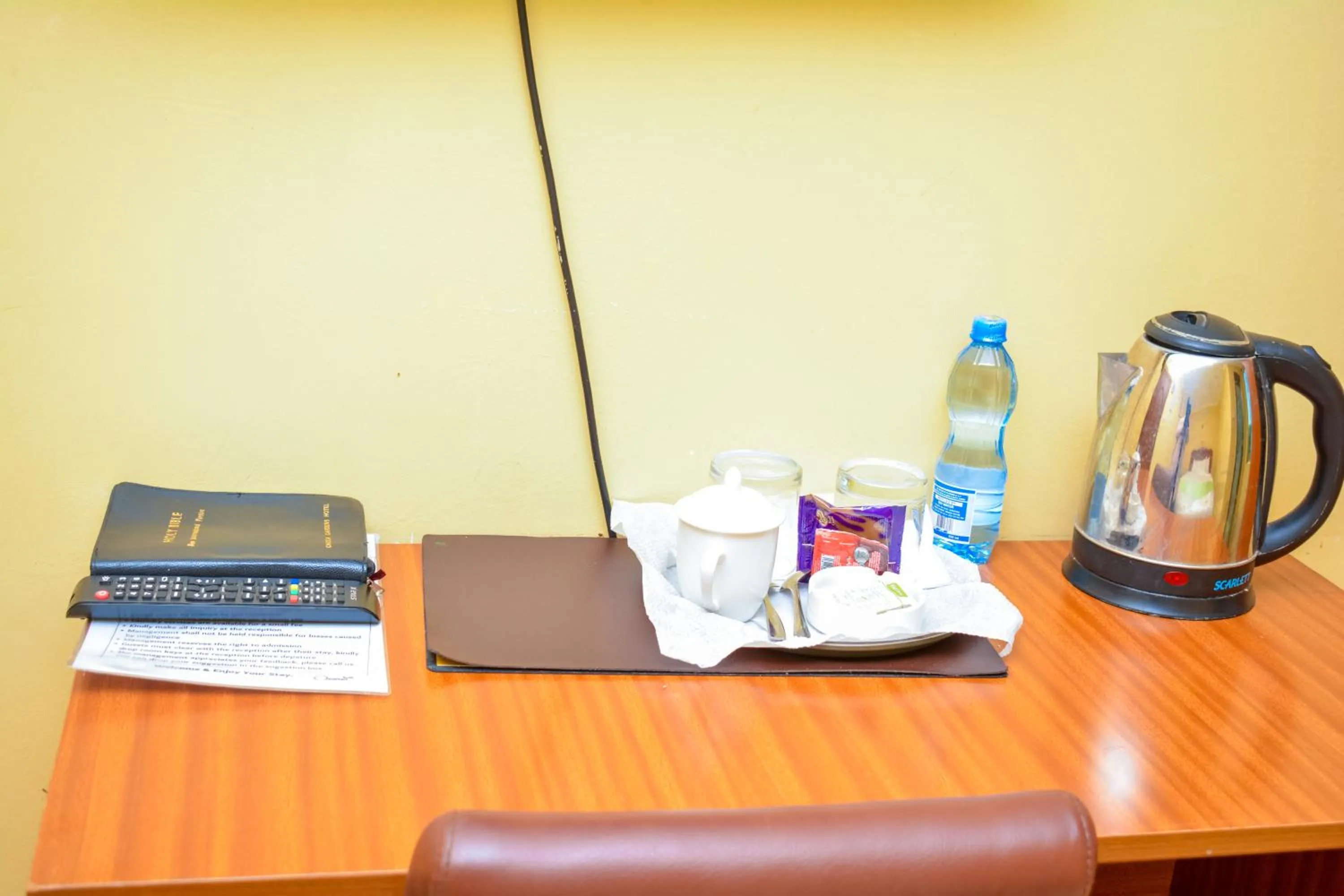 Coffee/tea facilities in Omega Gardens Hotel