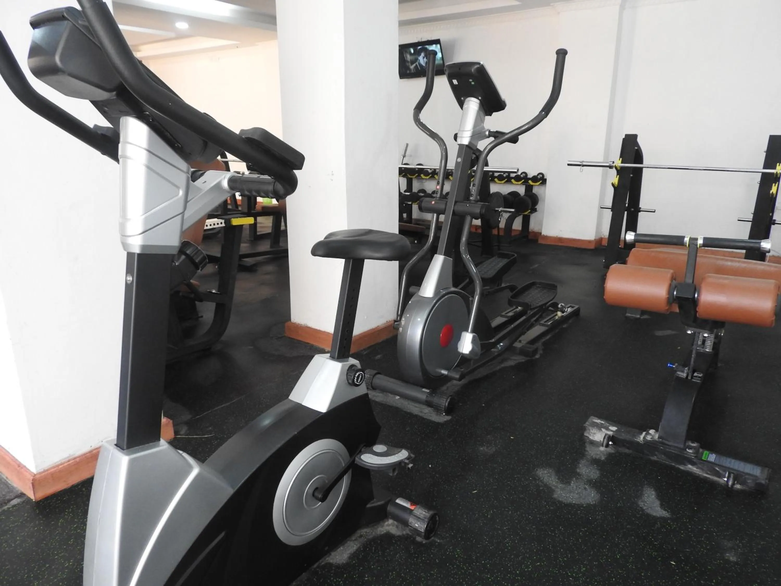 Fitness centre/facilities in Omega Gardens Hotel