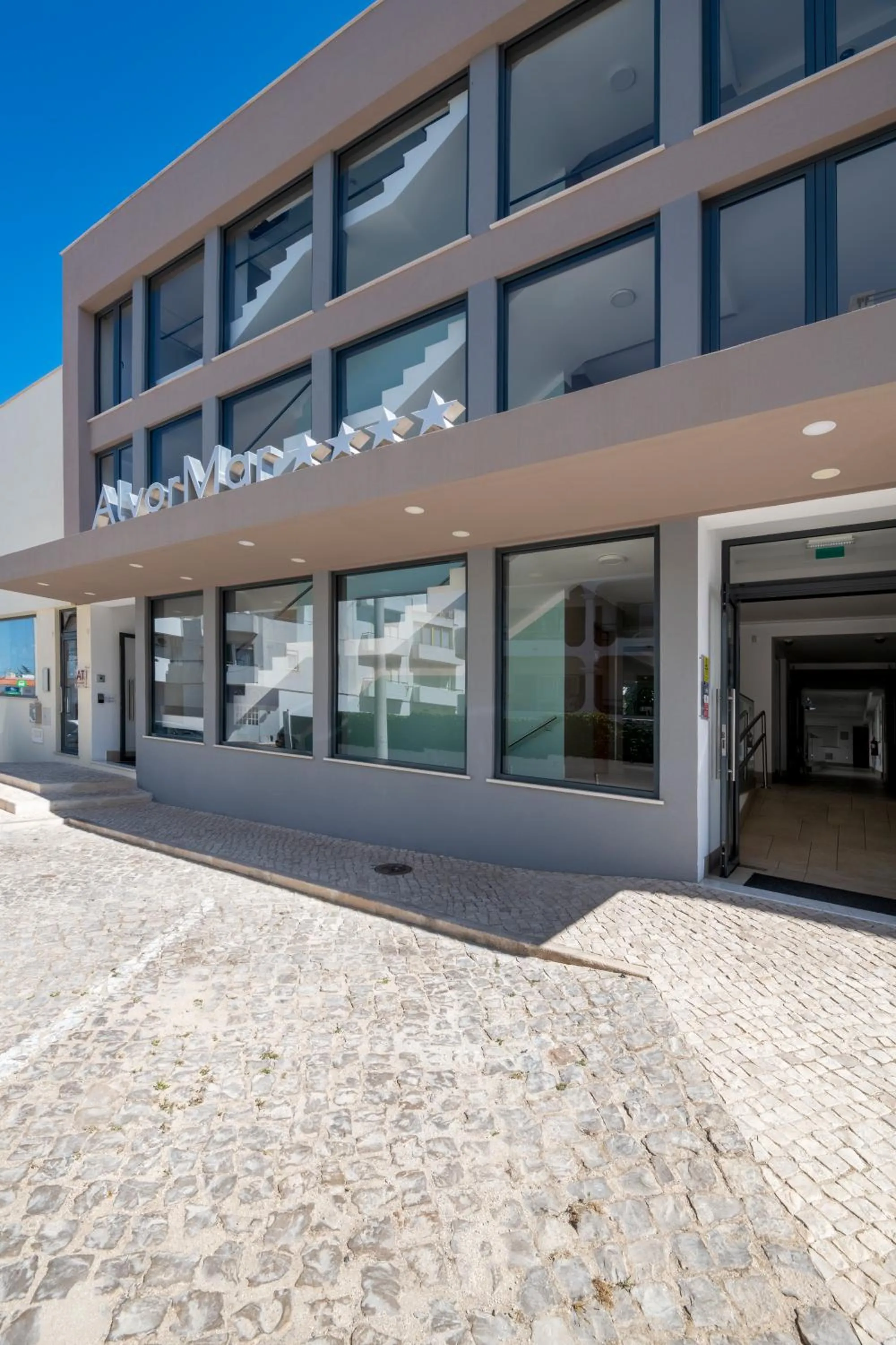 Facade/entrance in AlvorMar Apartamentos Turisticos