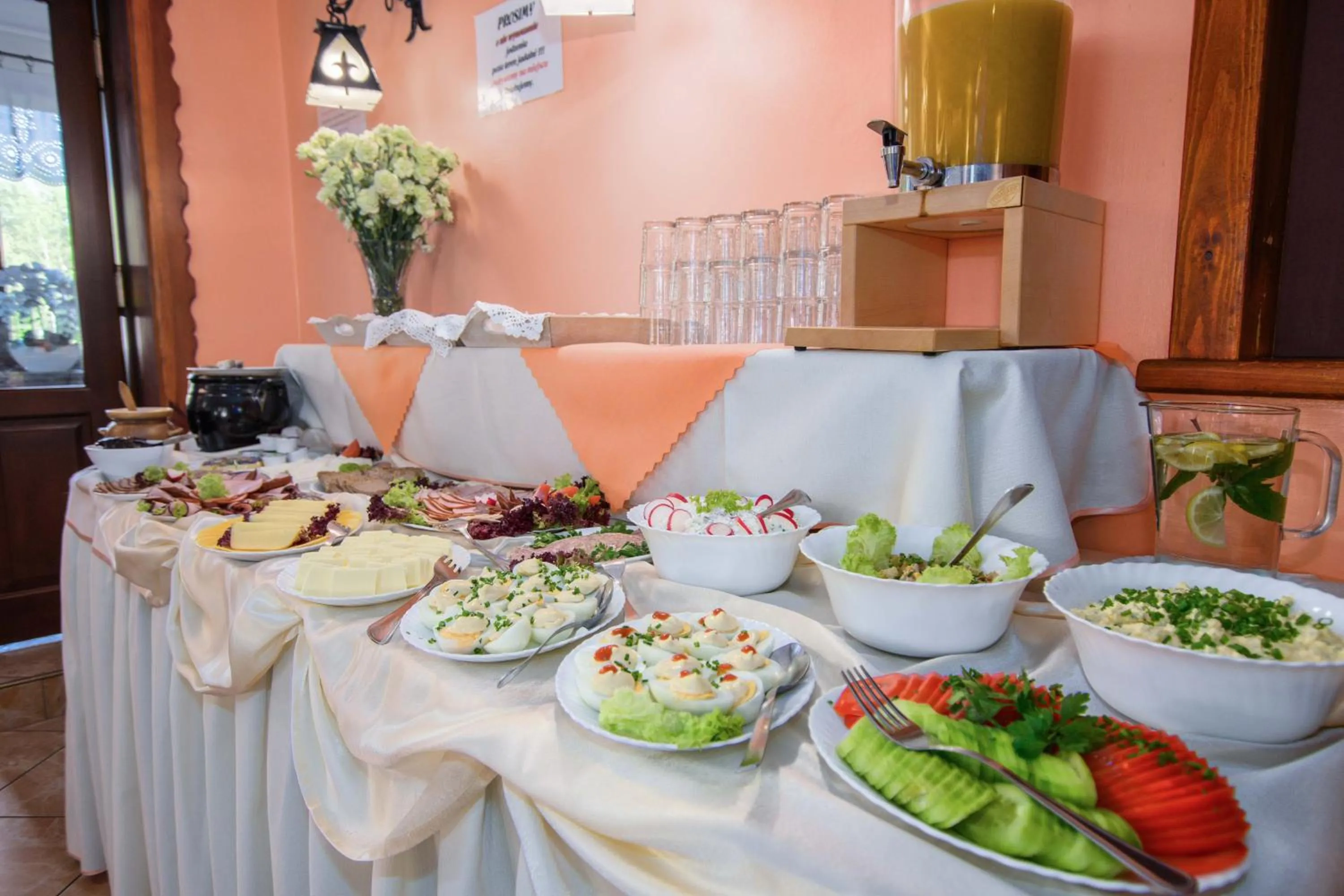 Food and drinks in Willa Kubik