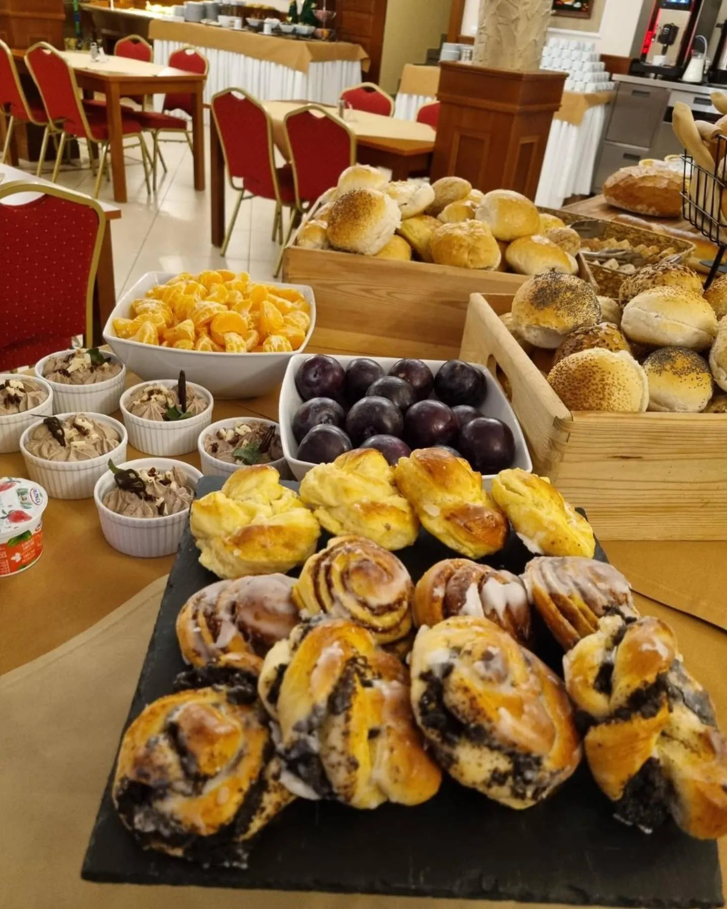 Buffet breakfast in Hotel Liptakówka