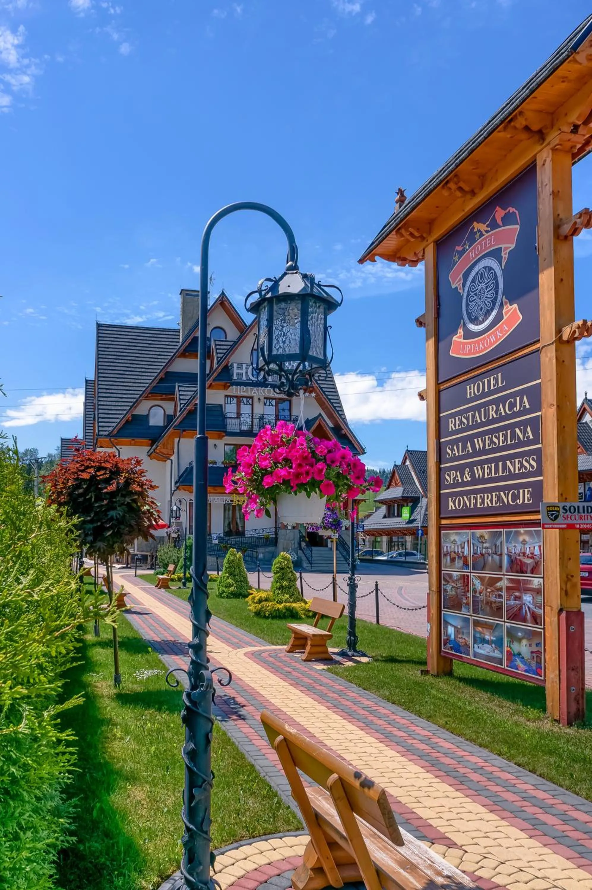 Property building in Hotel Liptakówka