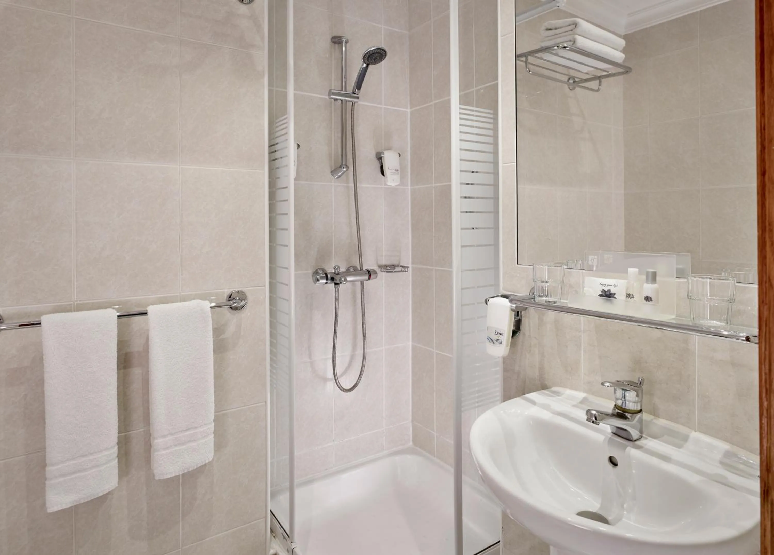 Bathroom in Holiday Inn Algarve