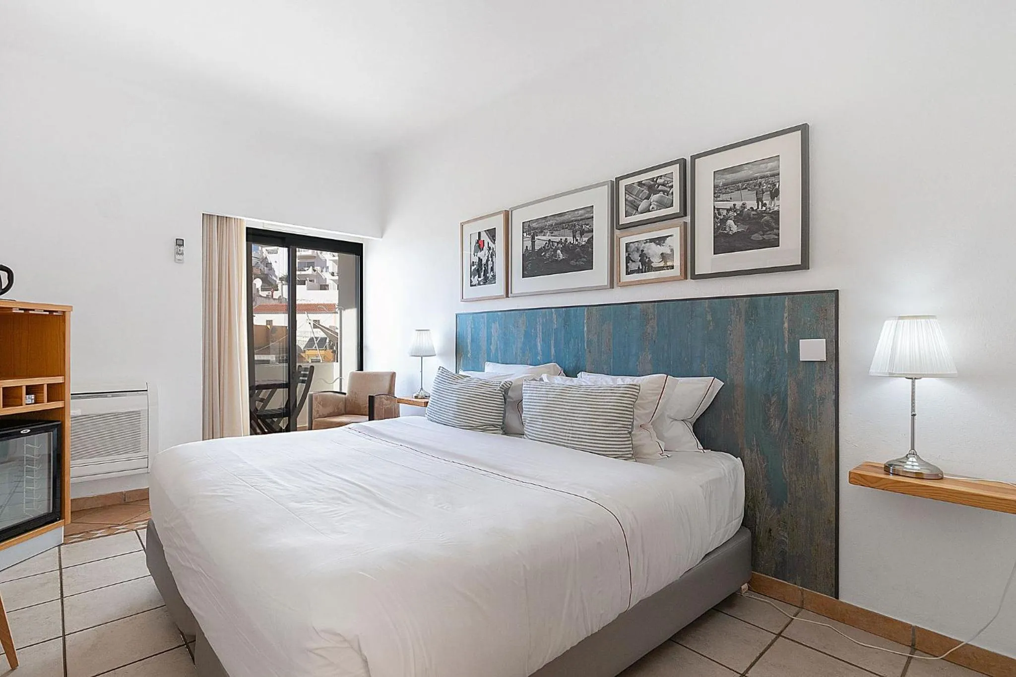 Bed in Hotel Carvoeiro Plaza