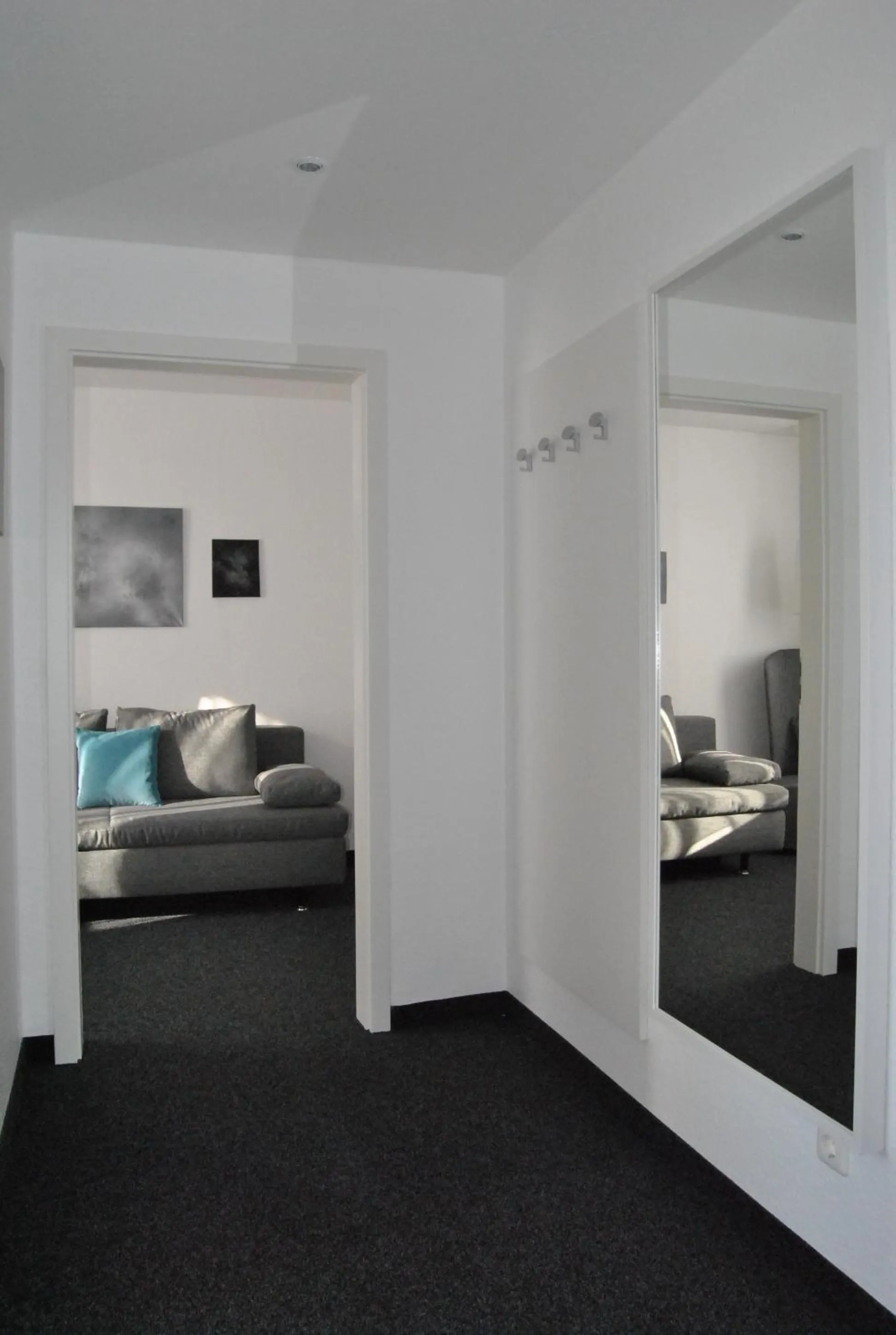Living room, Bed in meerzeit Hotel
