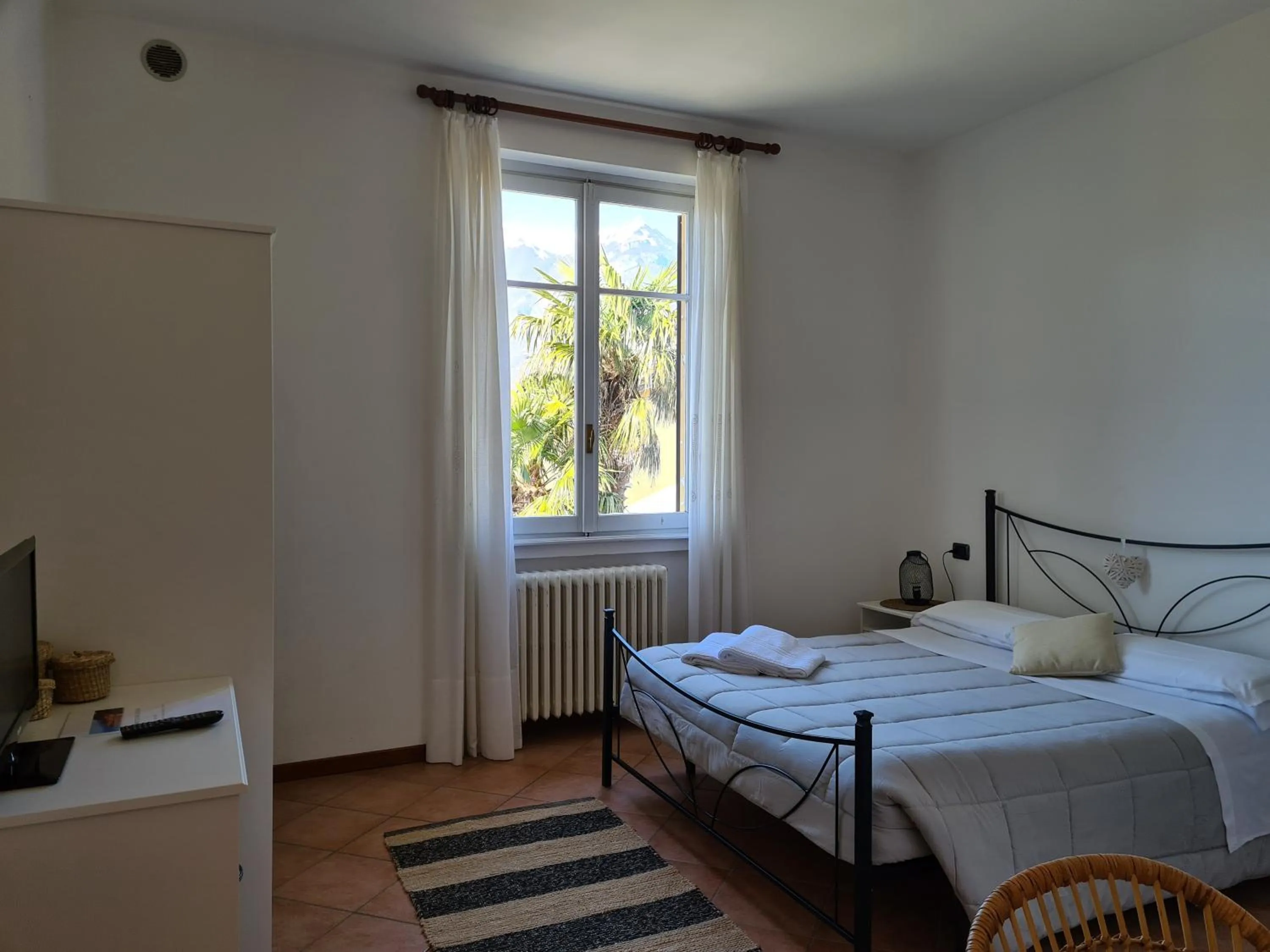 Bedroom, Bed in Appartamenti Casa La Rosa