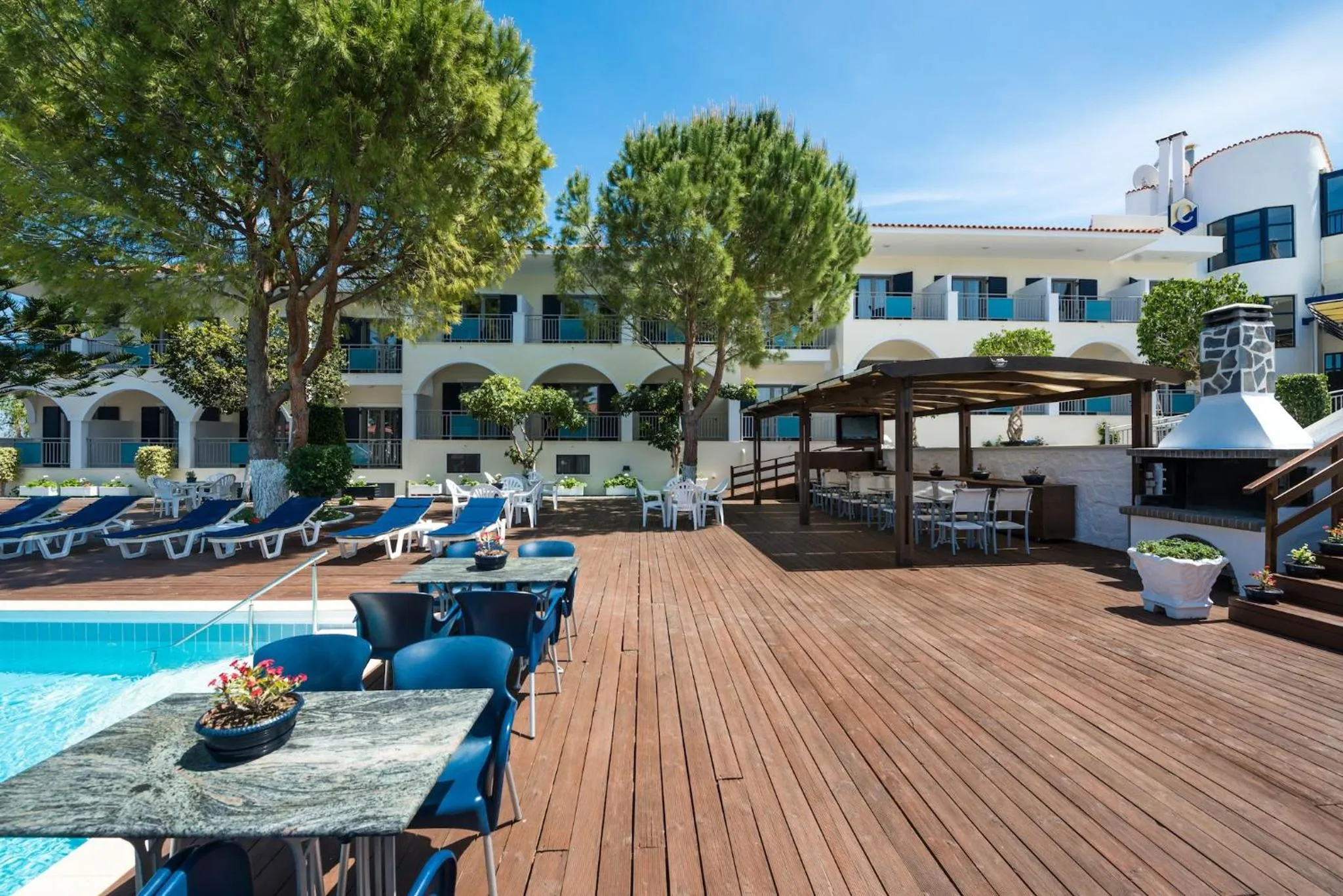 Patio in Contessa Hotel