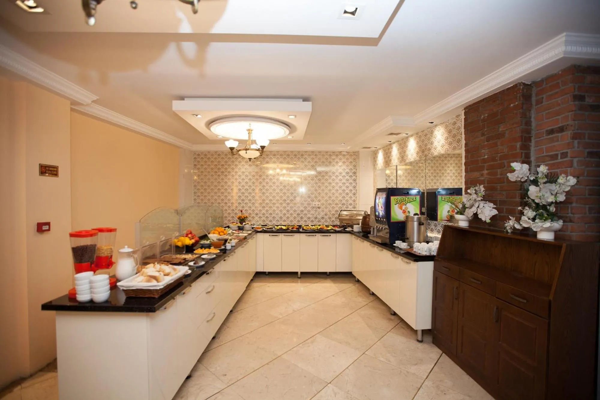 Restaurant/places to eat in Hotel Bulvar Istanbul