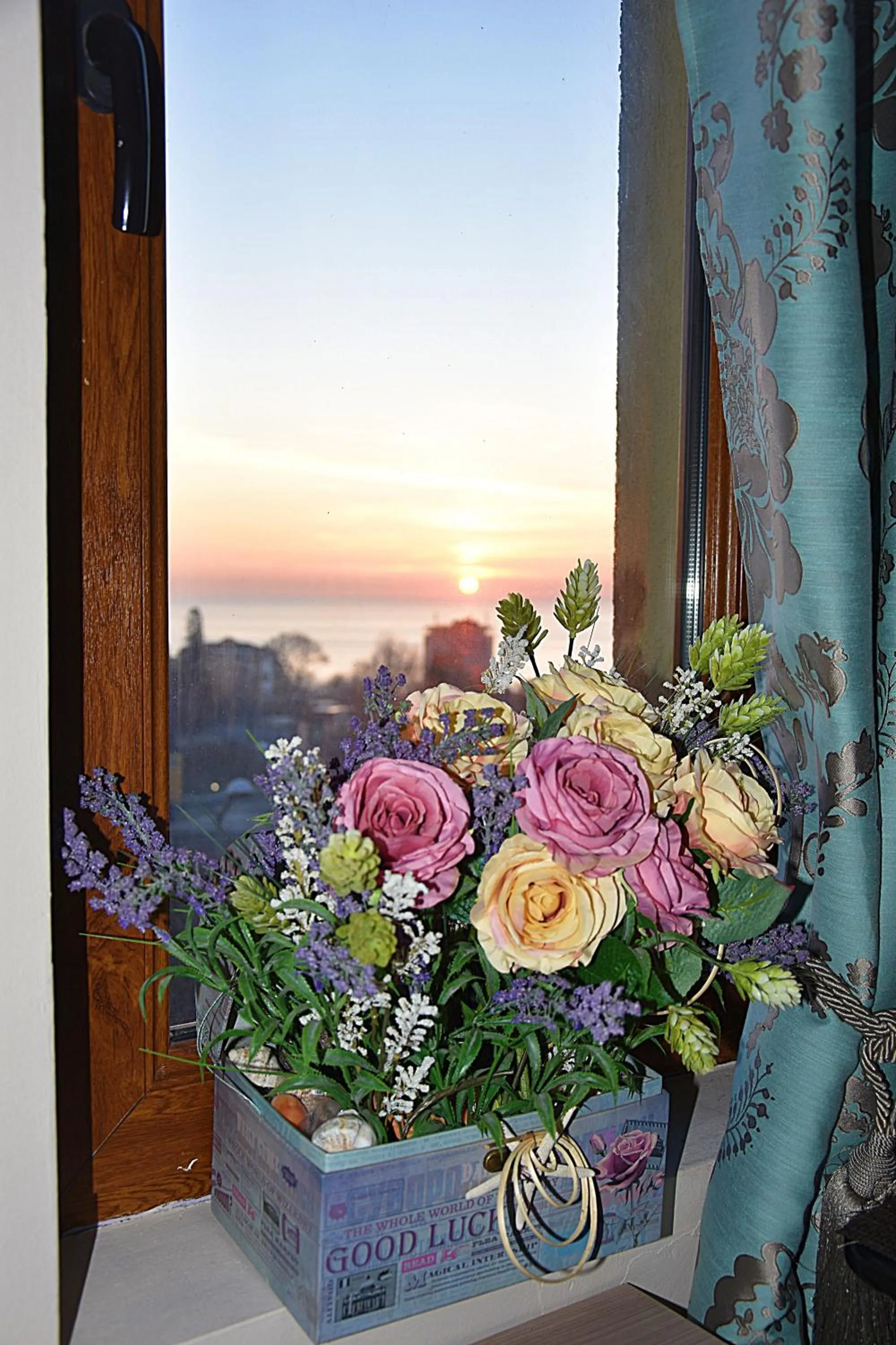 Sunrise in Hotel Toro Negro