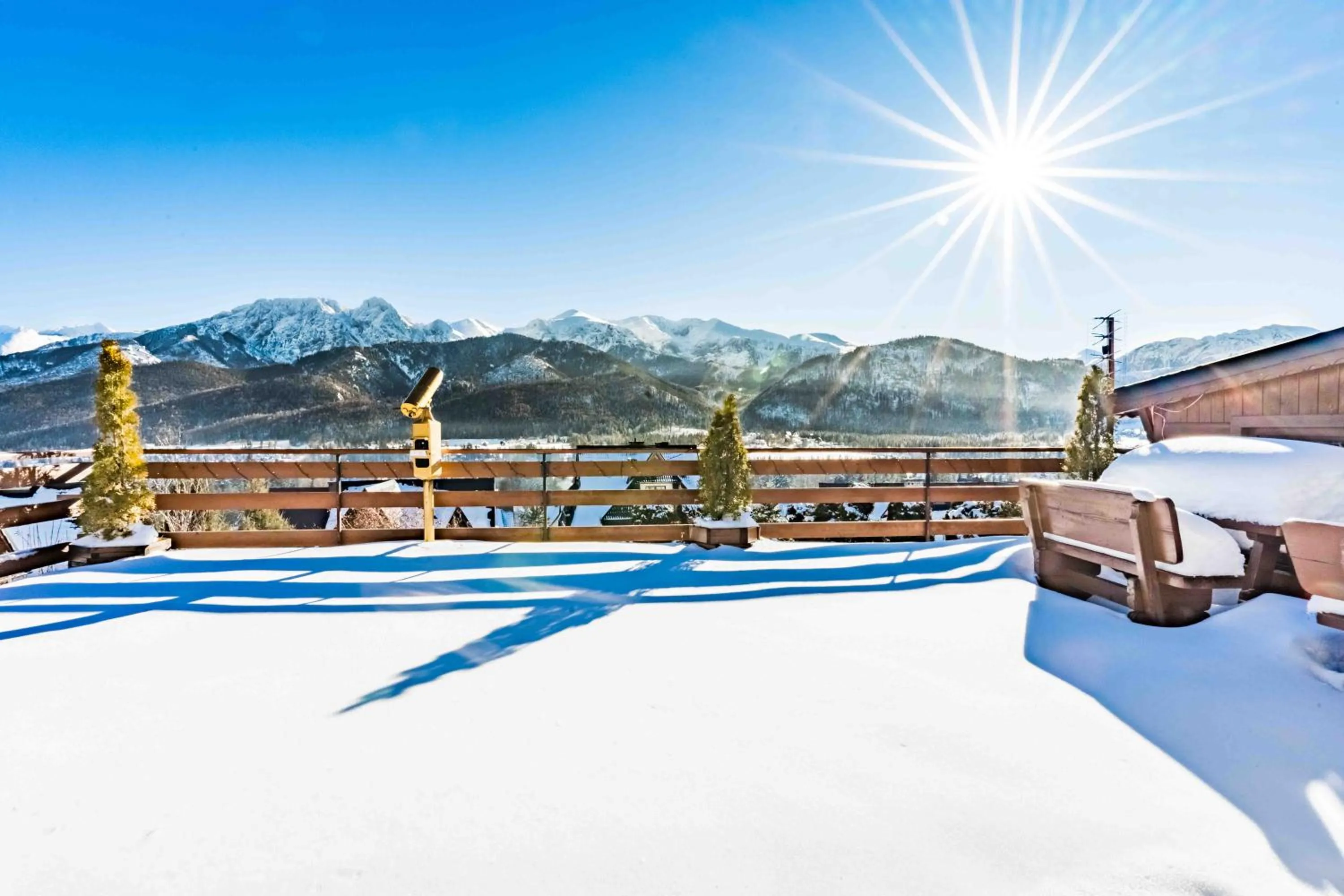 Winter in Górski Pałacyk Kompleks obiektów