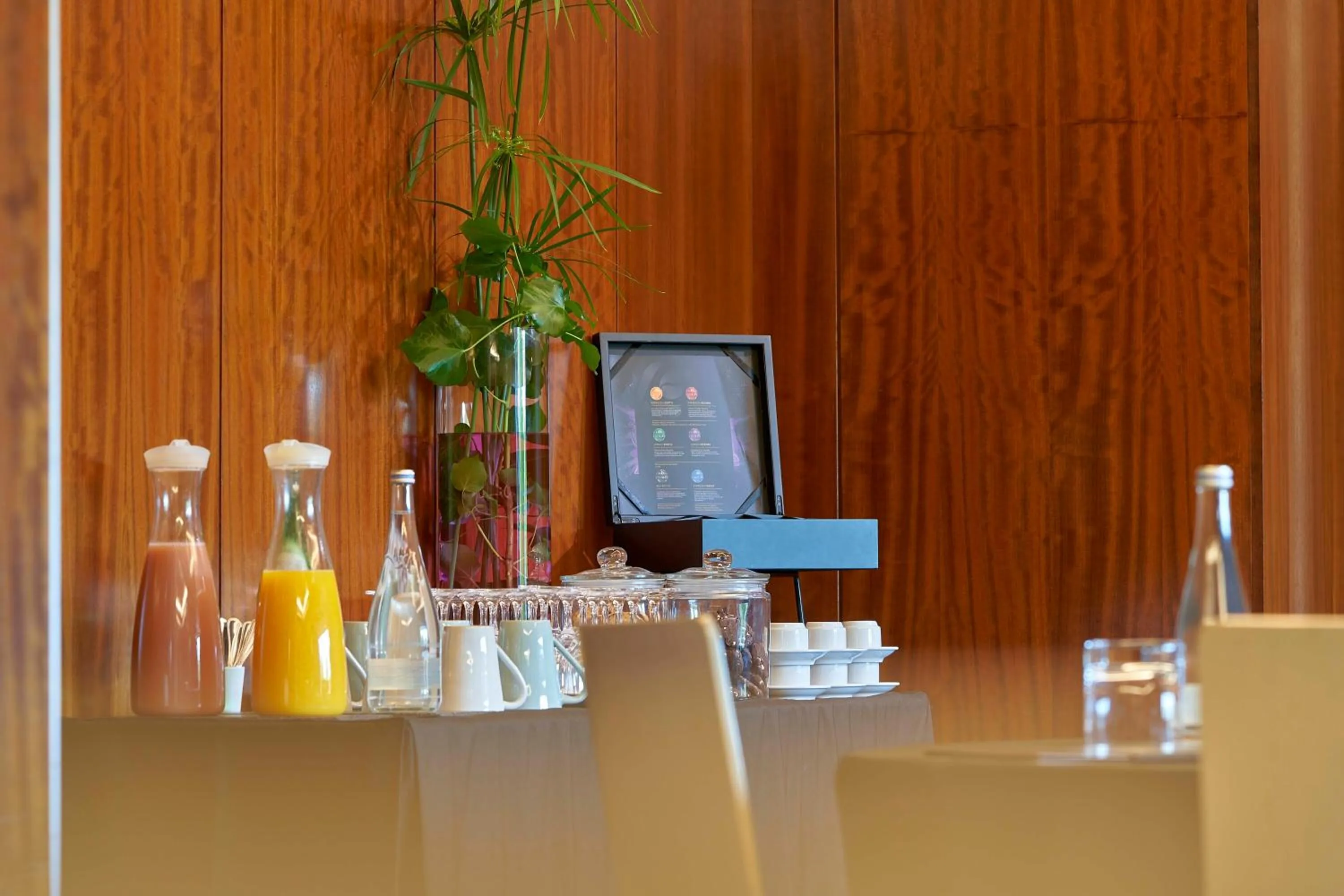 Coffee/tea facilities in Hotel Acores Lisboa