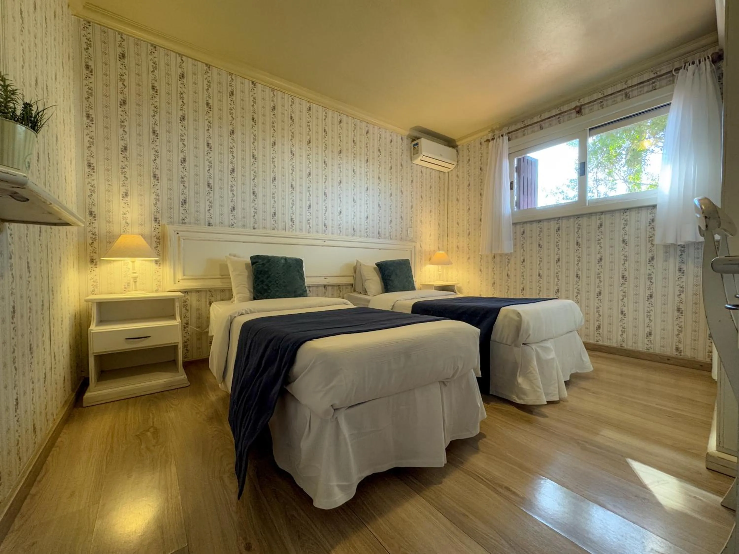 Bed in Petit Hotel Provence Gramado