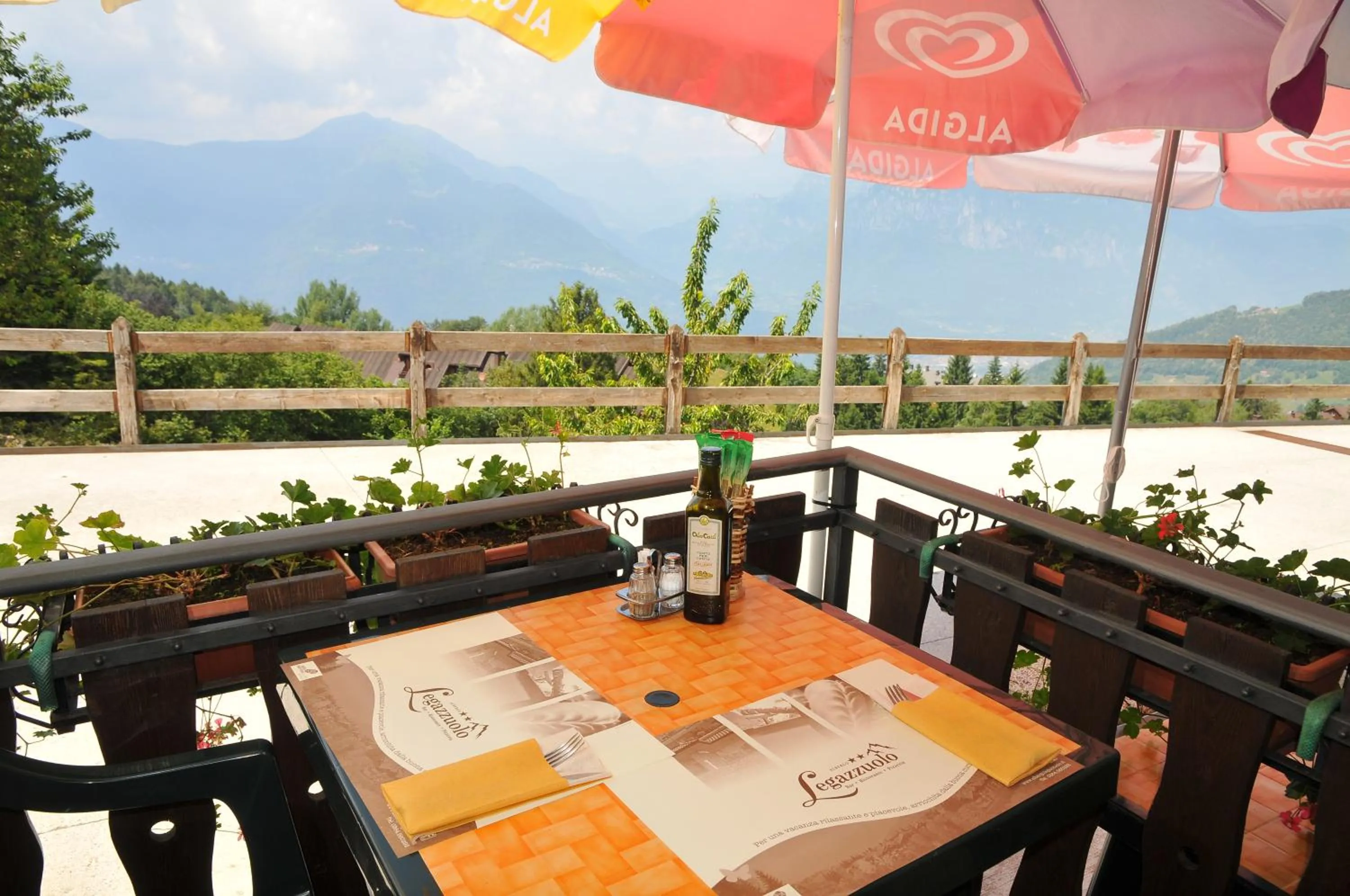 Restaurant/places to eat in Albergo Legazzuolo Montecampione