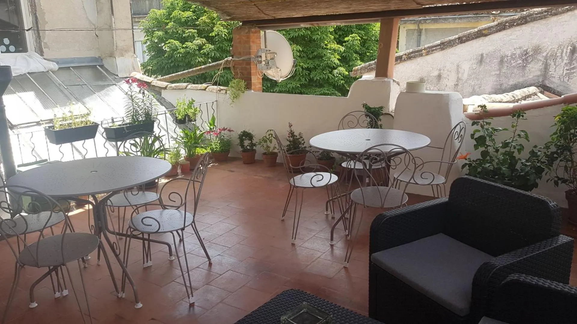 Patio in Chez Albert et Karine