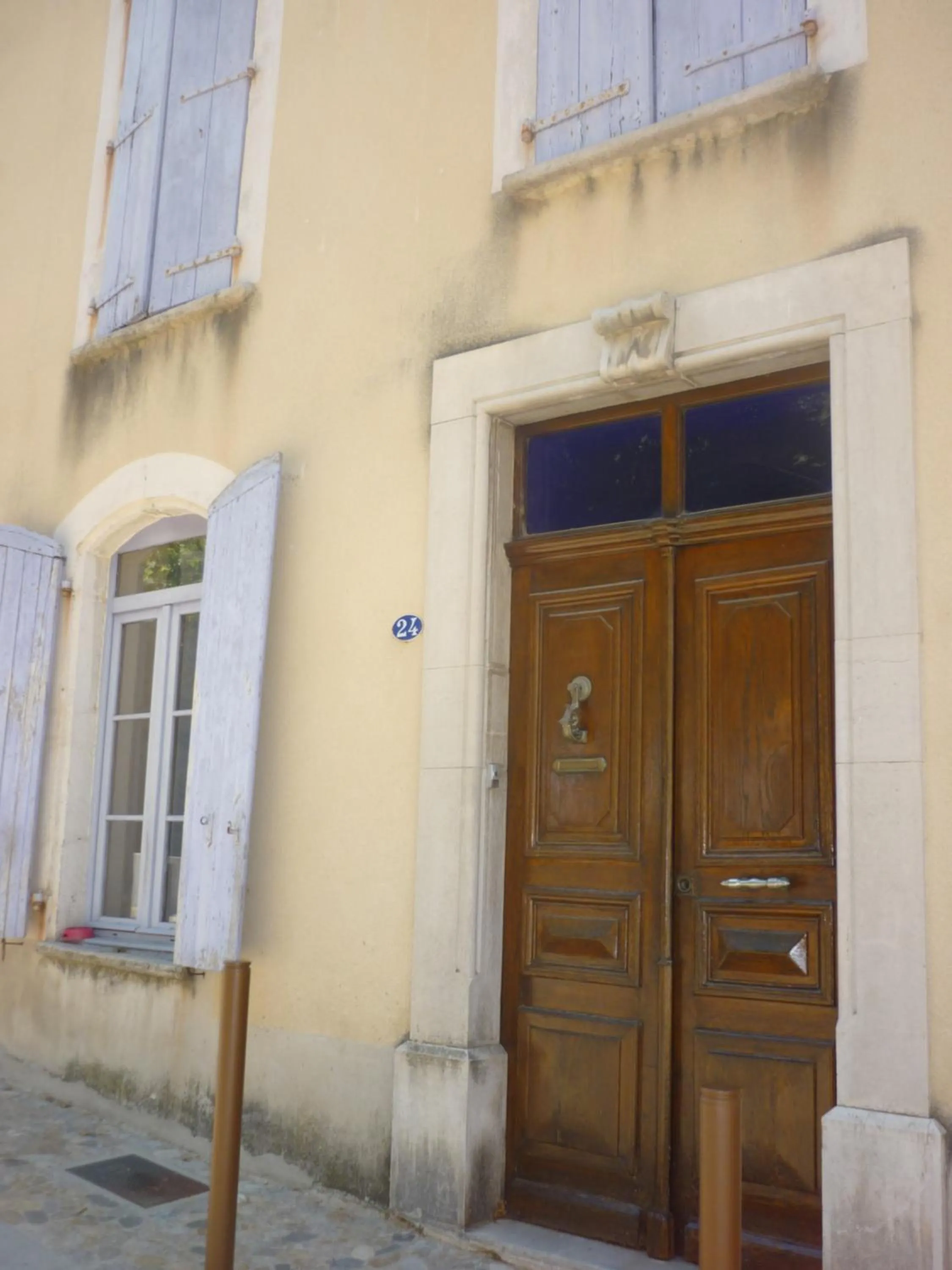 Facade/entrance in Chez Albert et Karine
