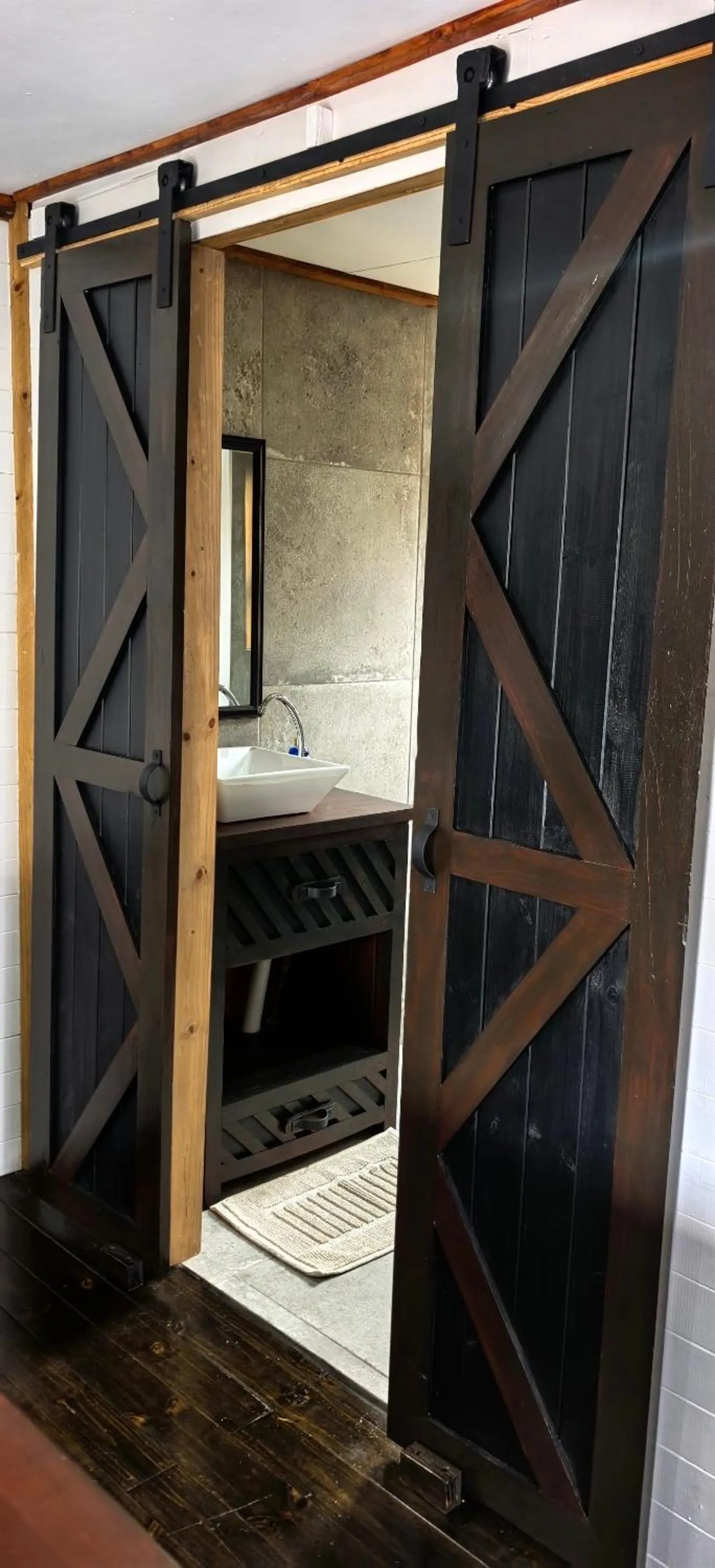 Bathroom in River Rock Lodge