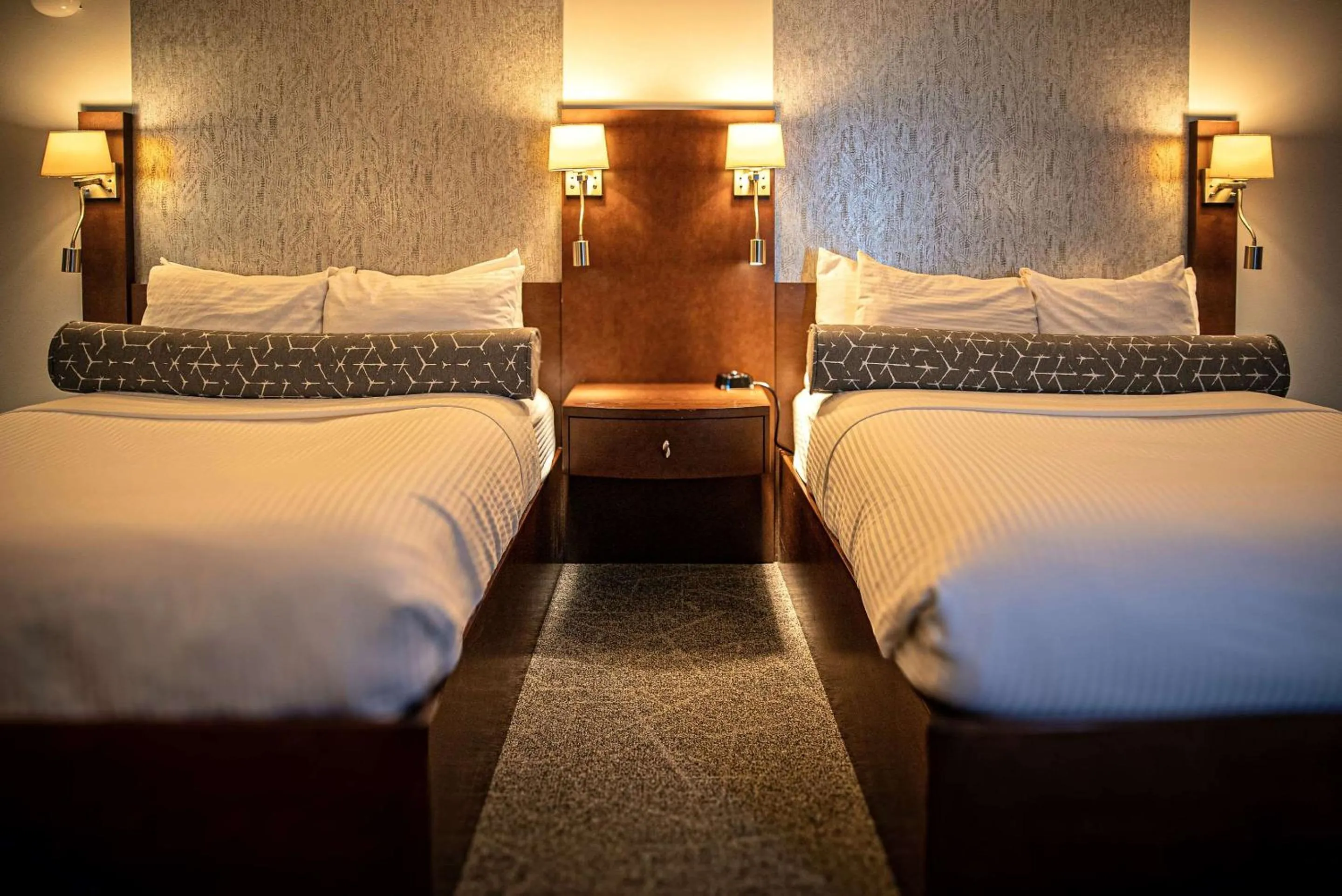 Bedroom, Bed in Le Noranda Hotel & Spa, an Ascend Collection Hotel