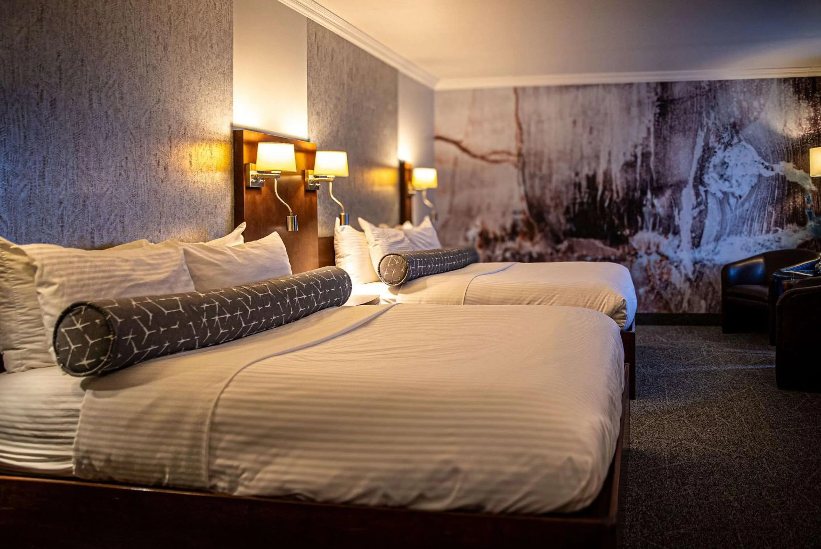 Bedroom, Bed in Le Noranda Hotel & Spa, an Ascend Collection Hotel