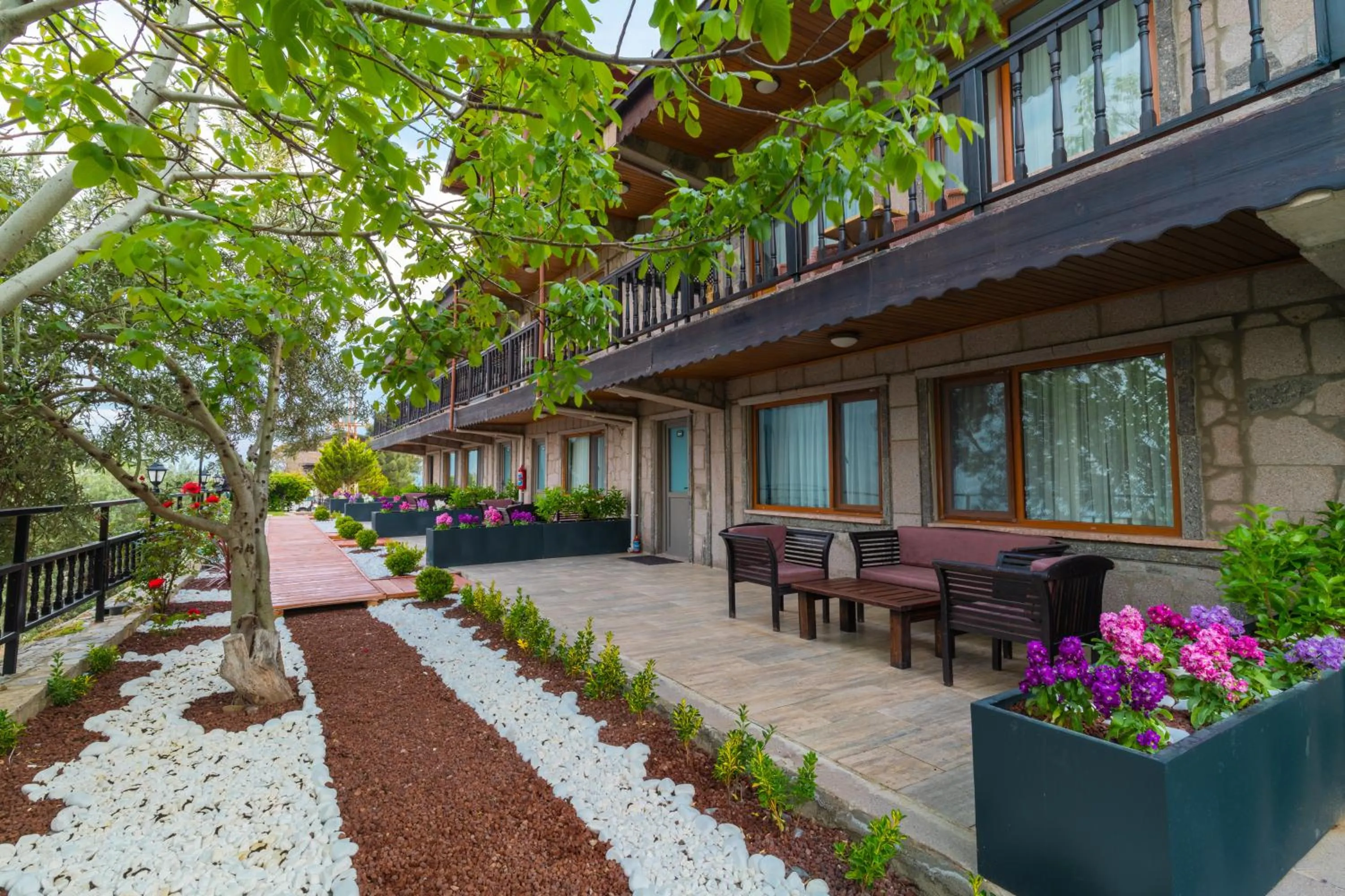 Garden view in Assos Kartal Yuvasi Hotel