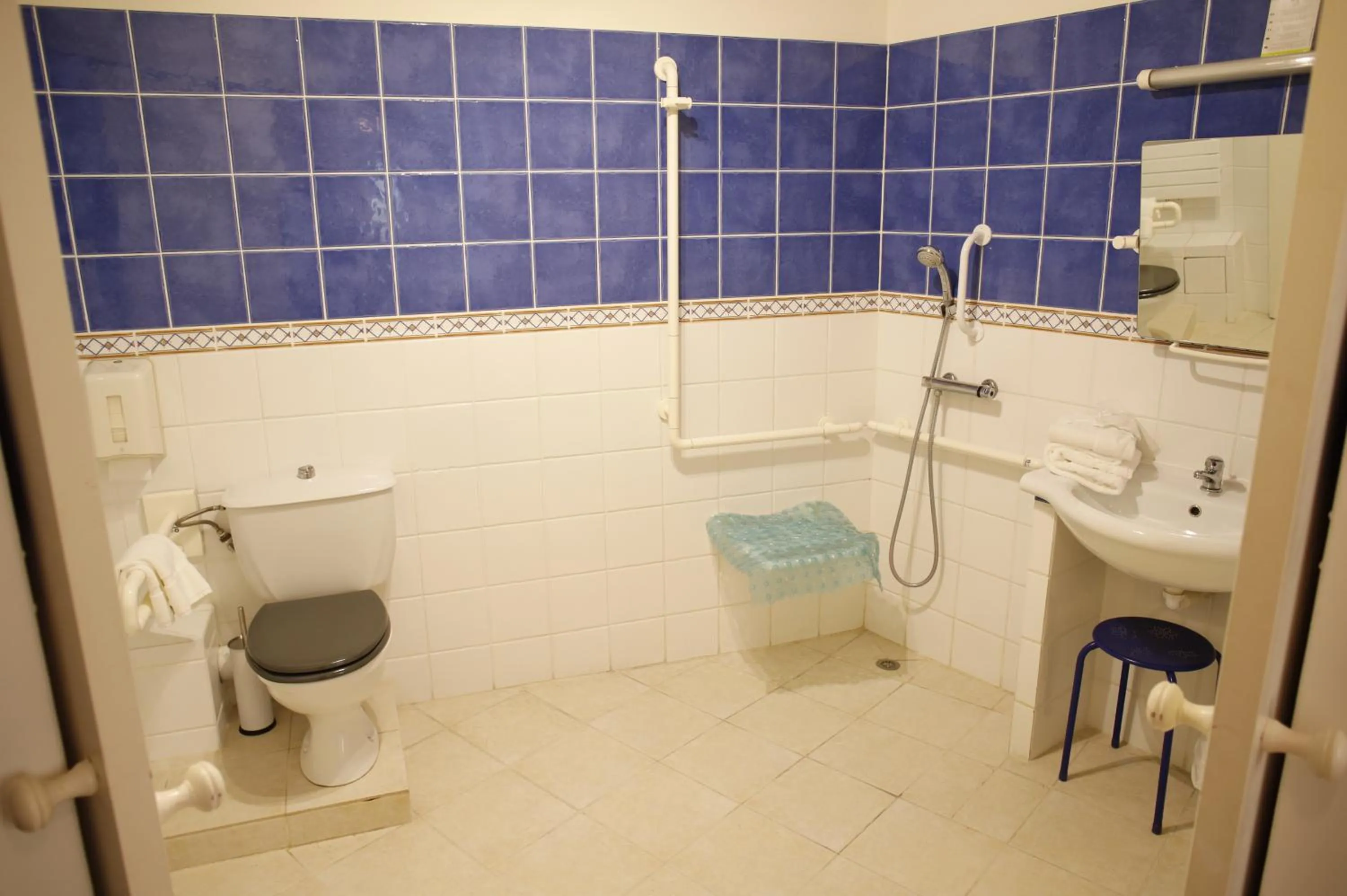 Bathroom in Le Fangassier