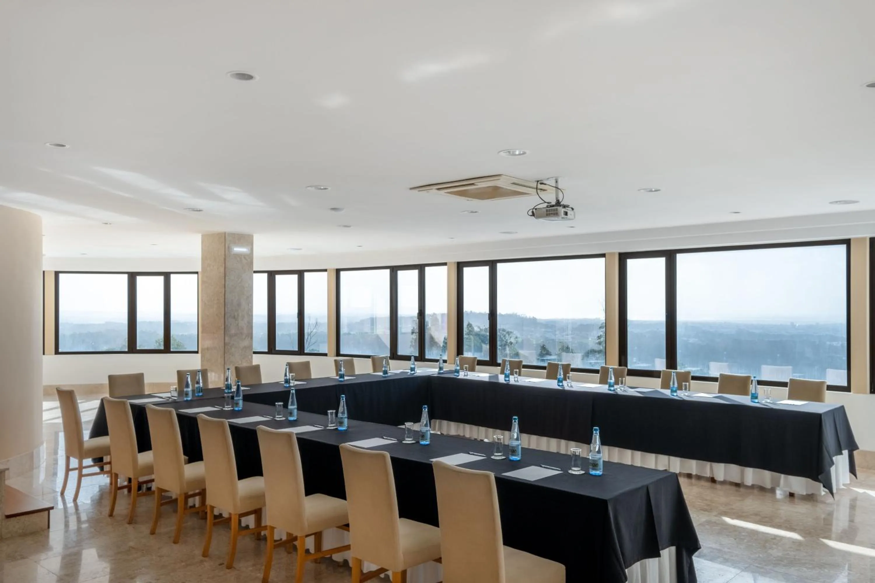 Meeting/conference room in Sao Felix Hotel Hillside & Nature