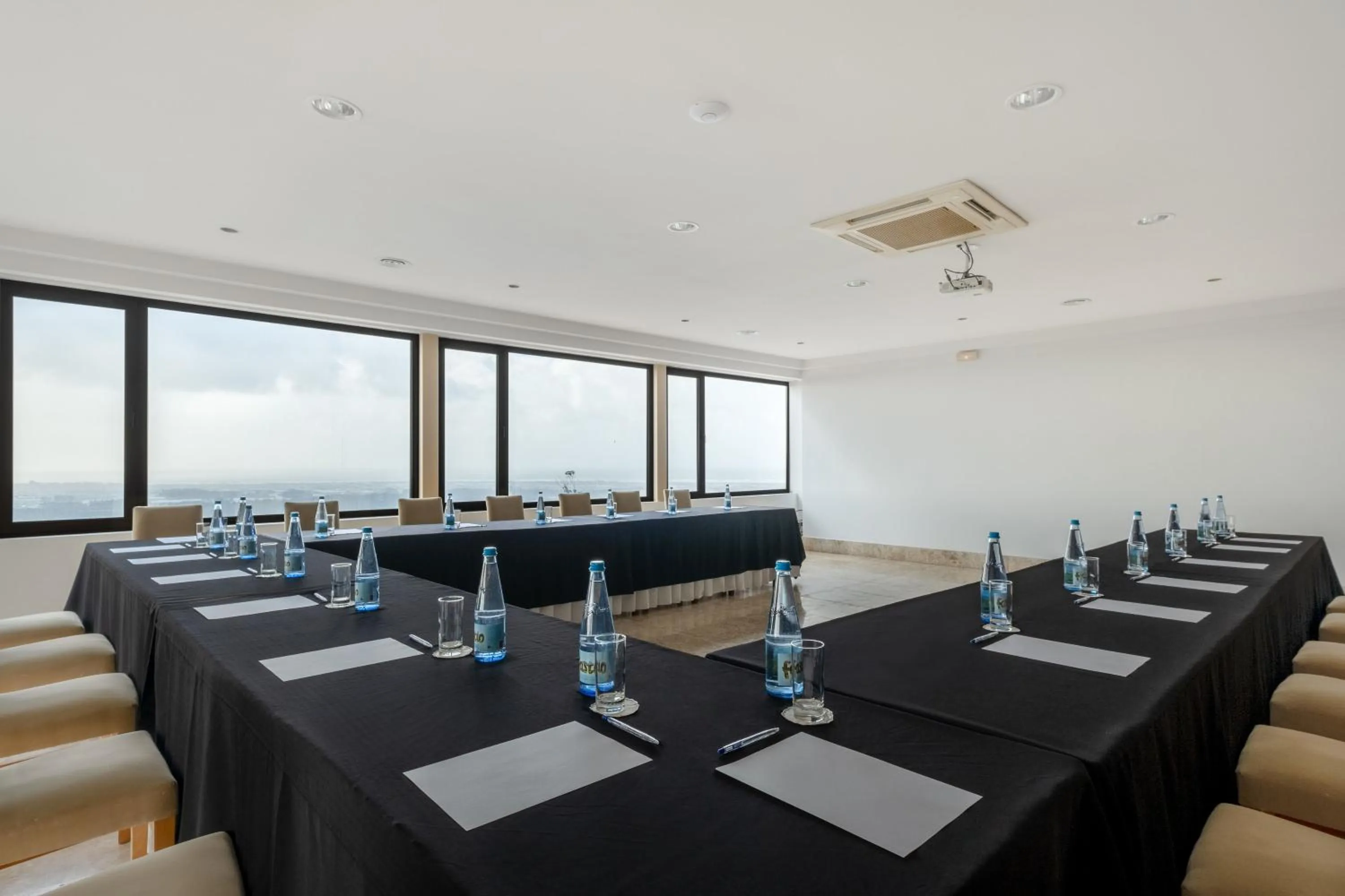 Meeting/conference room in Sao Felix Hotel Hillside & Nature