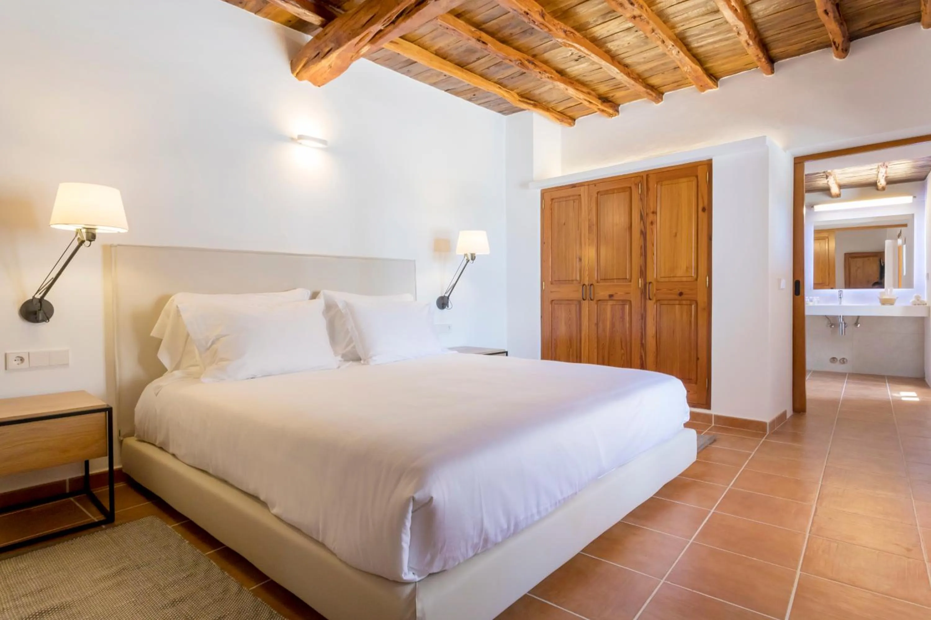 Bedroom, Bed in Agroturismo Can Toni Xumeu - Adults Only