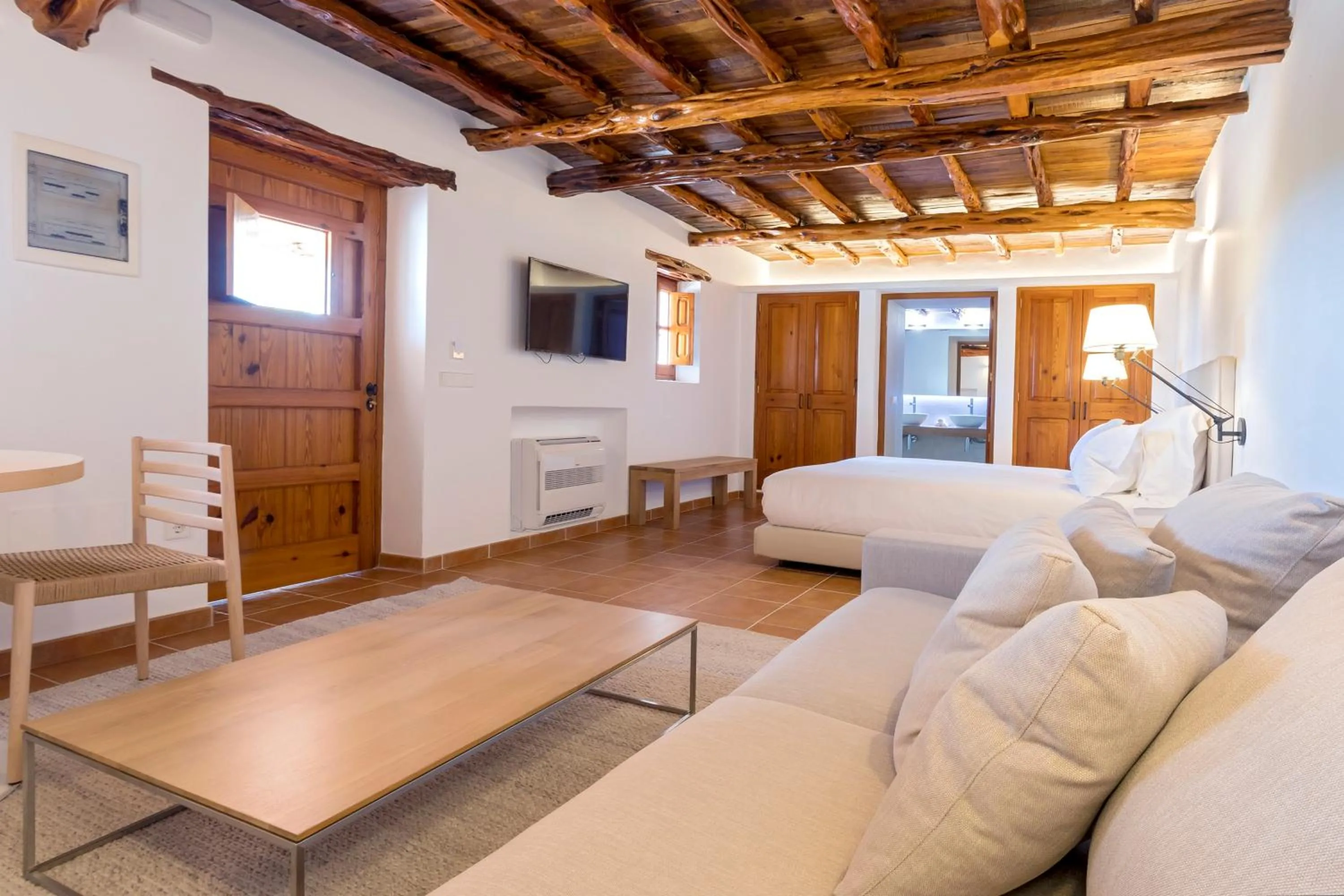 TV and multimedia in Agroturismo Can Toni Xumeu - Adults Only