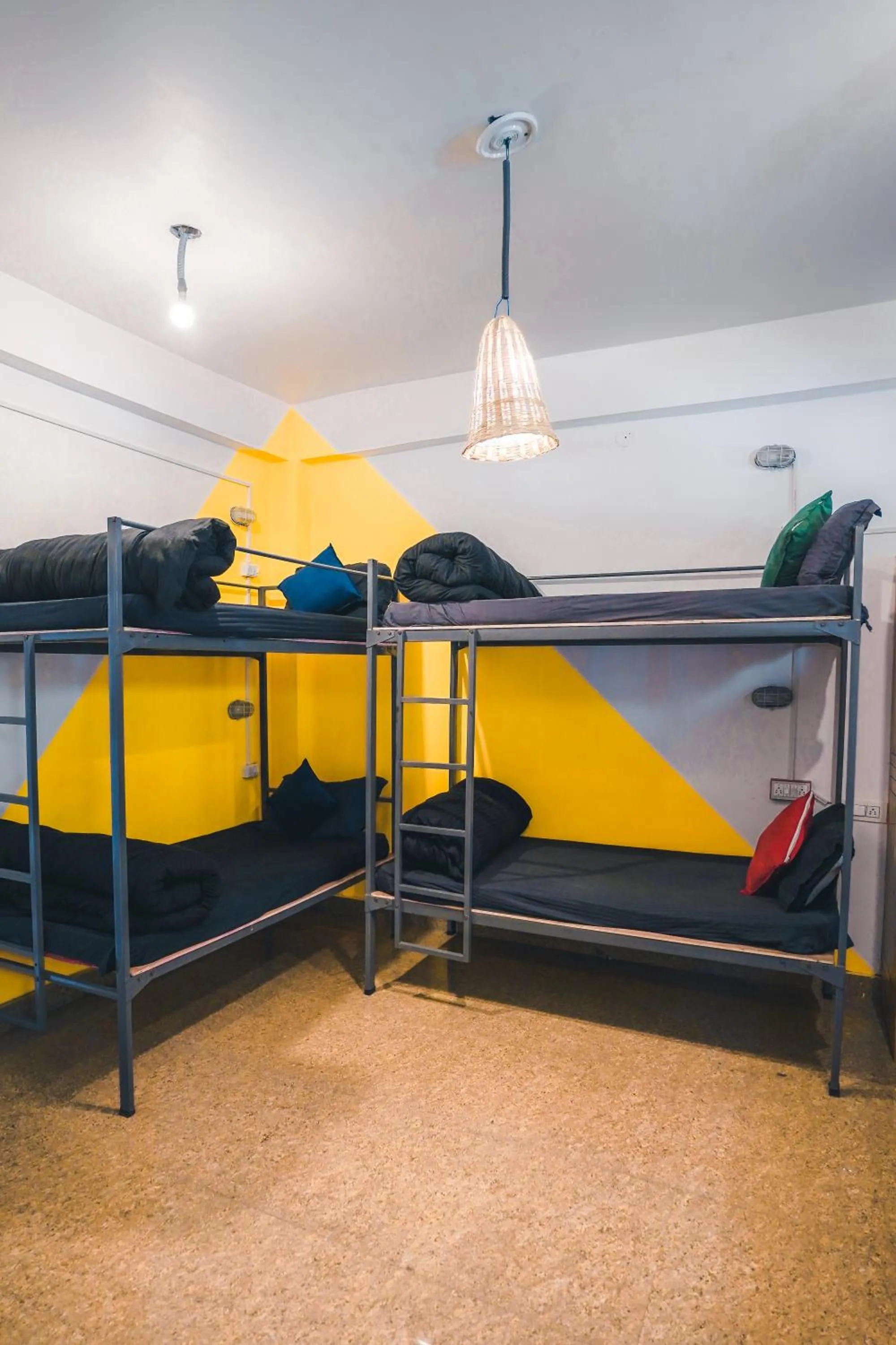 bunk bed, Bed in Whoopers Hostel Kasol