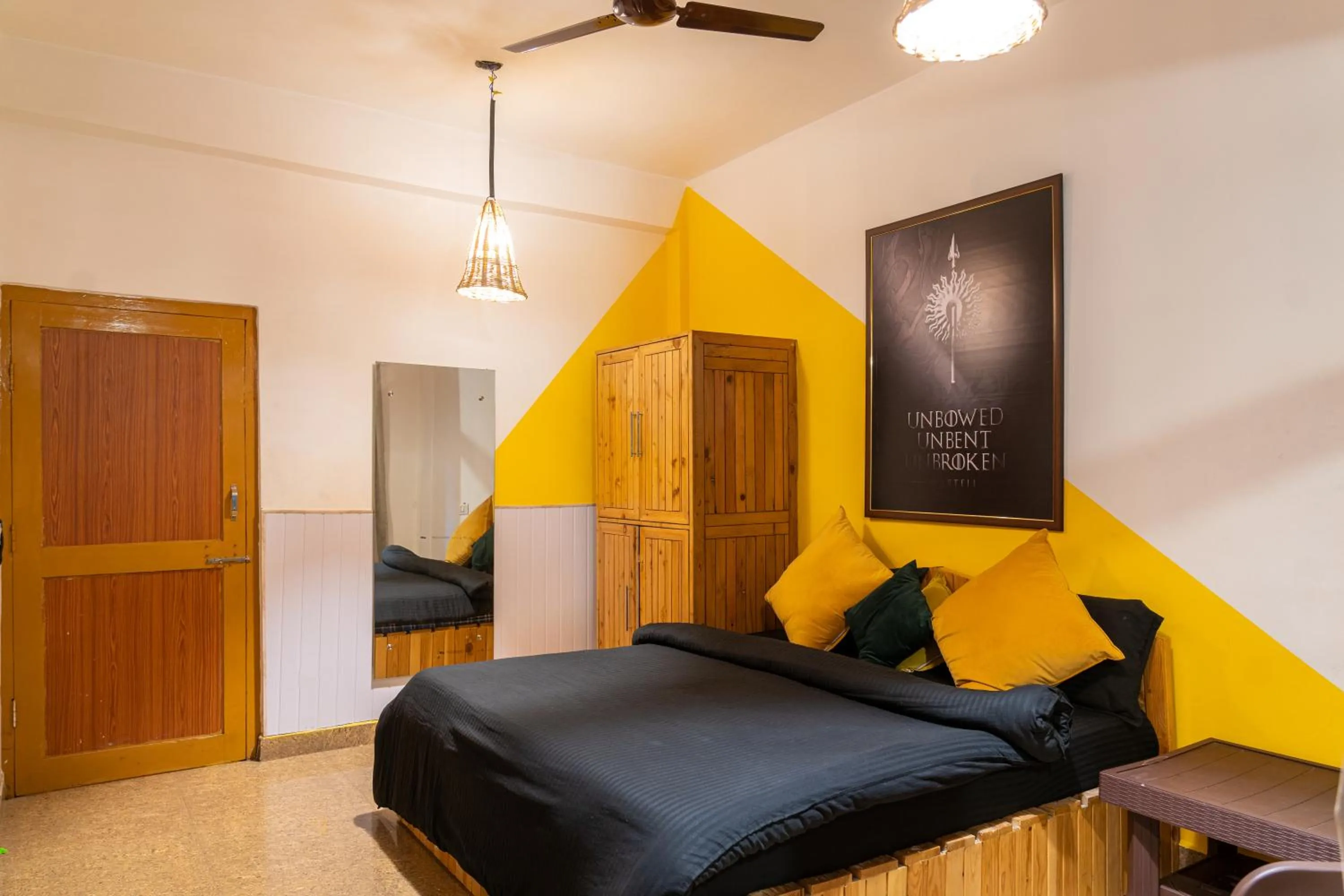 Bed in Whoopers Hostel Kasol