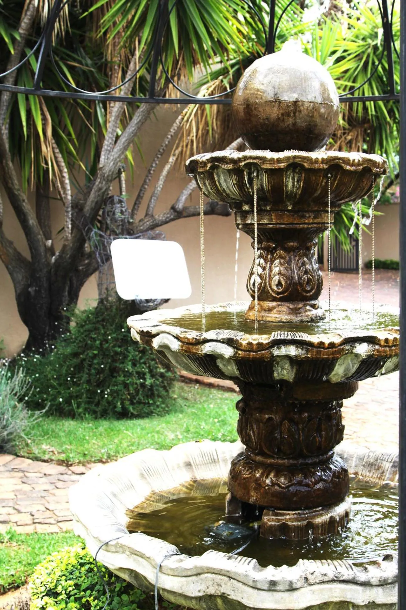 Echo Garden Guesthouse