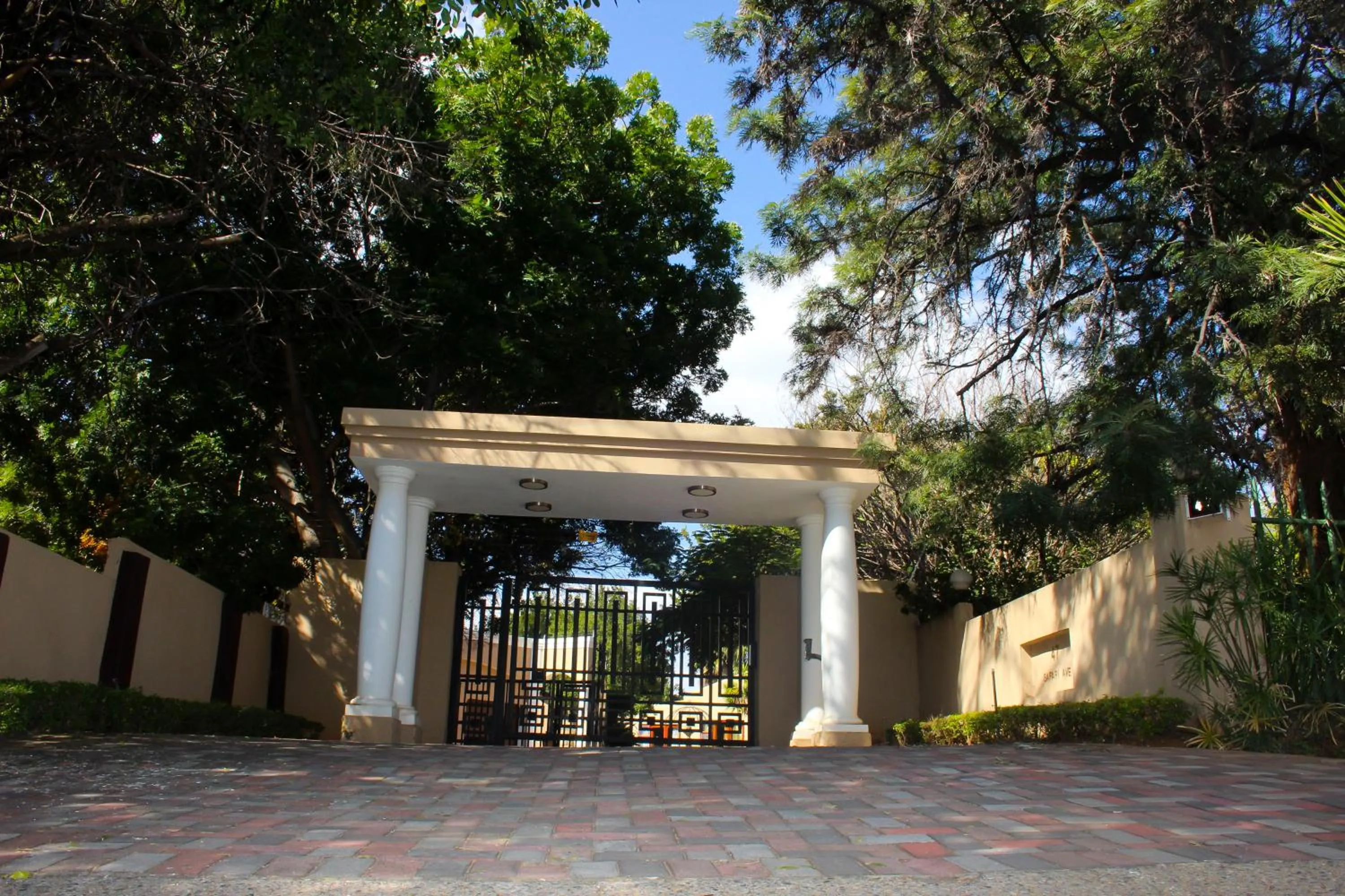 Echo Garden Guesthouse