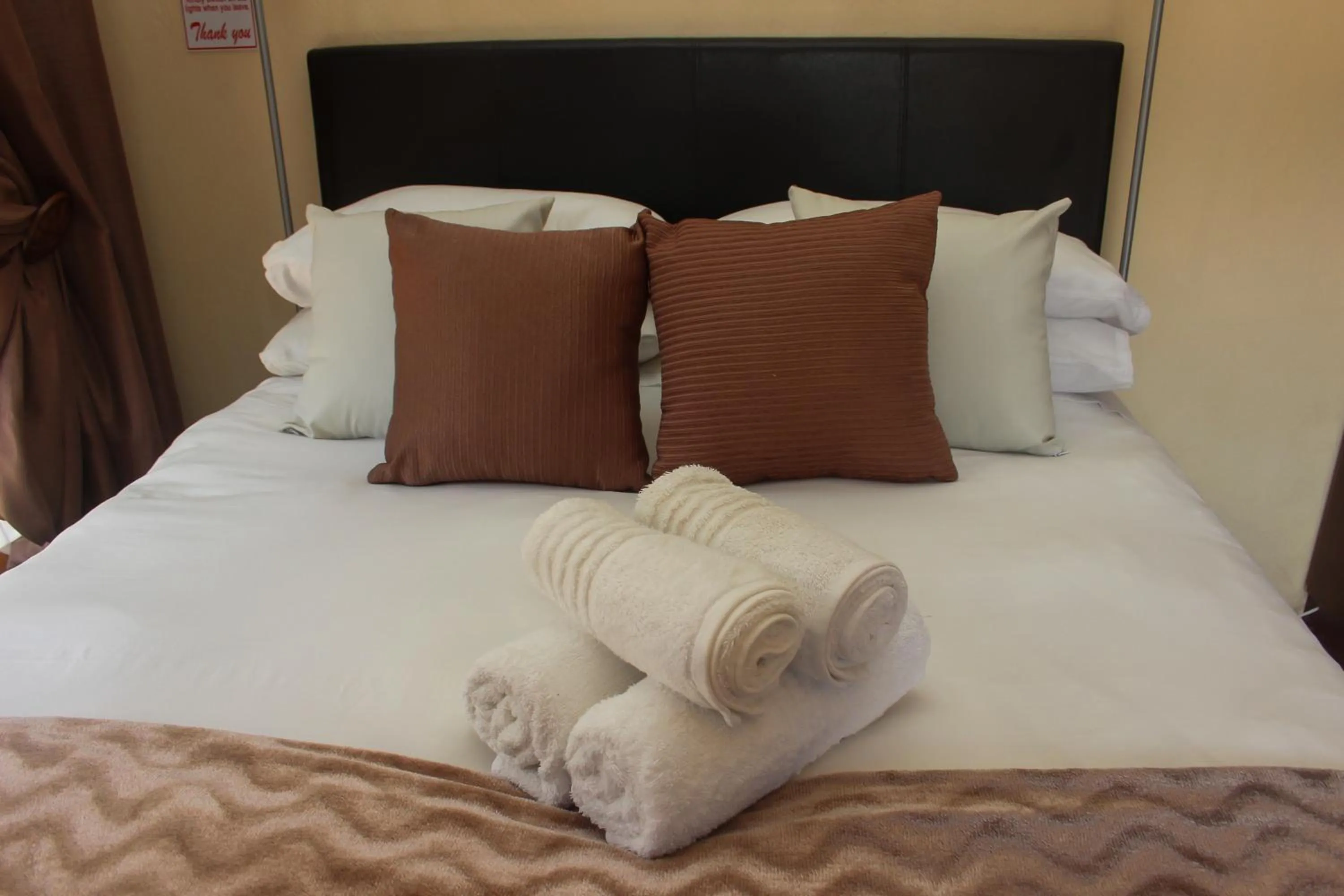 Bed in Echo Garden Guesthouse